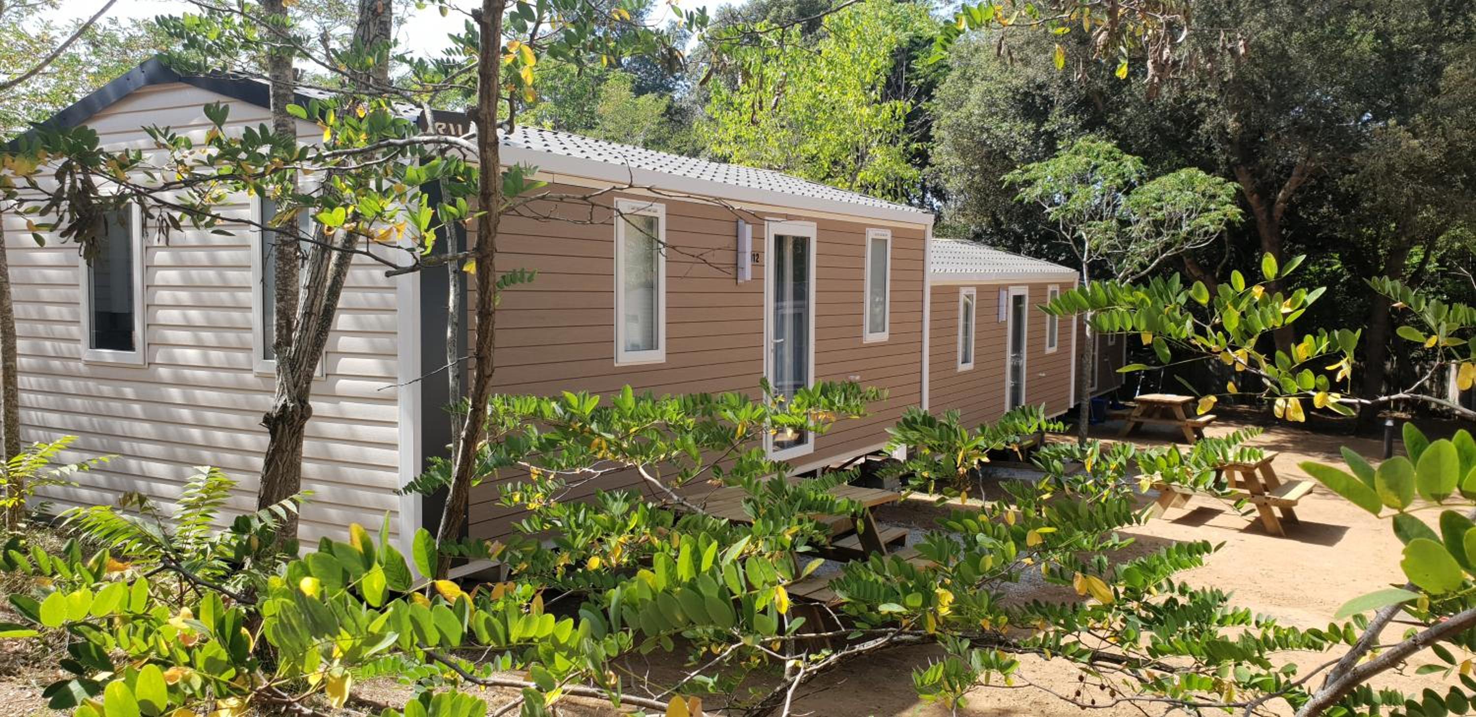 Two Bedroom Deluxe Bungalow - Photo 9