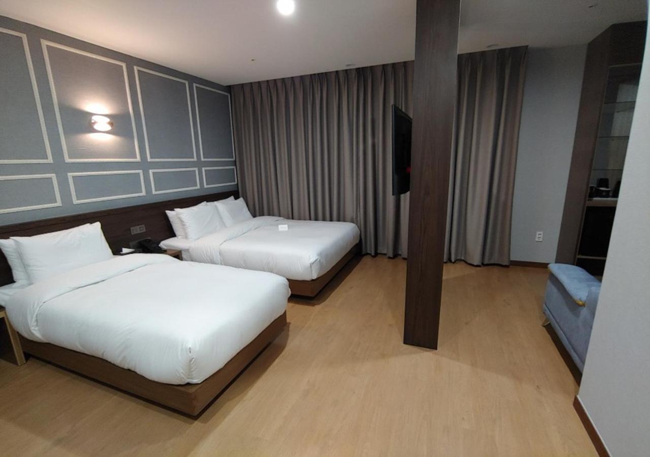 Junior Suite with Ocean View