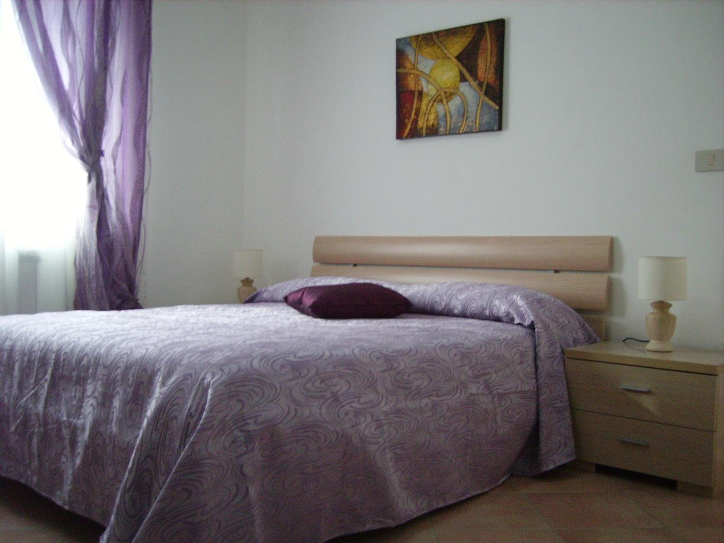 Five-Bedroom Apartment photo 1