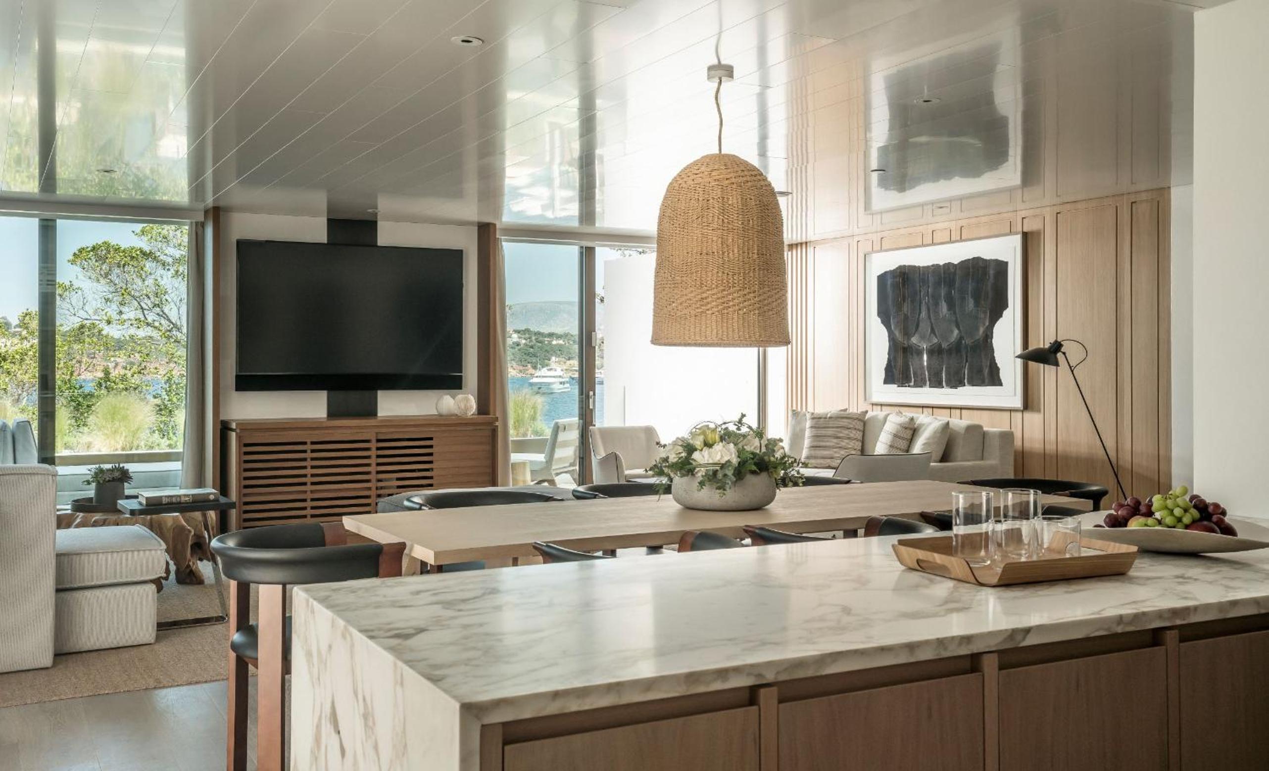 Nafsika Ambassador Suite