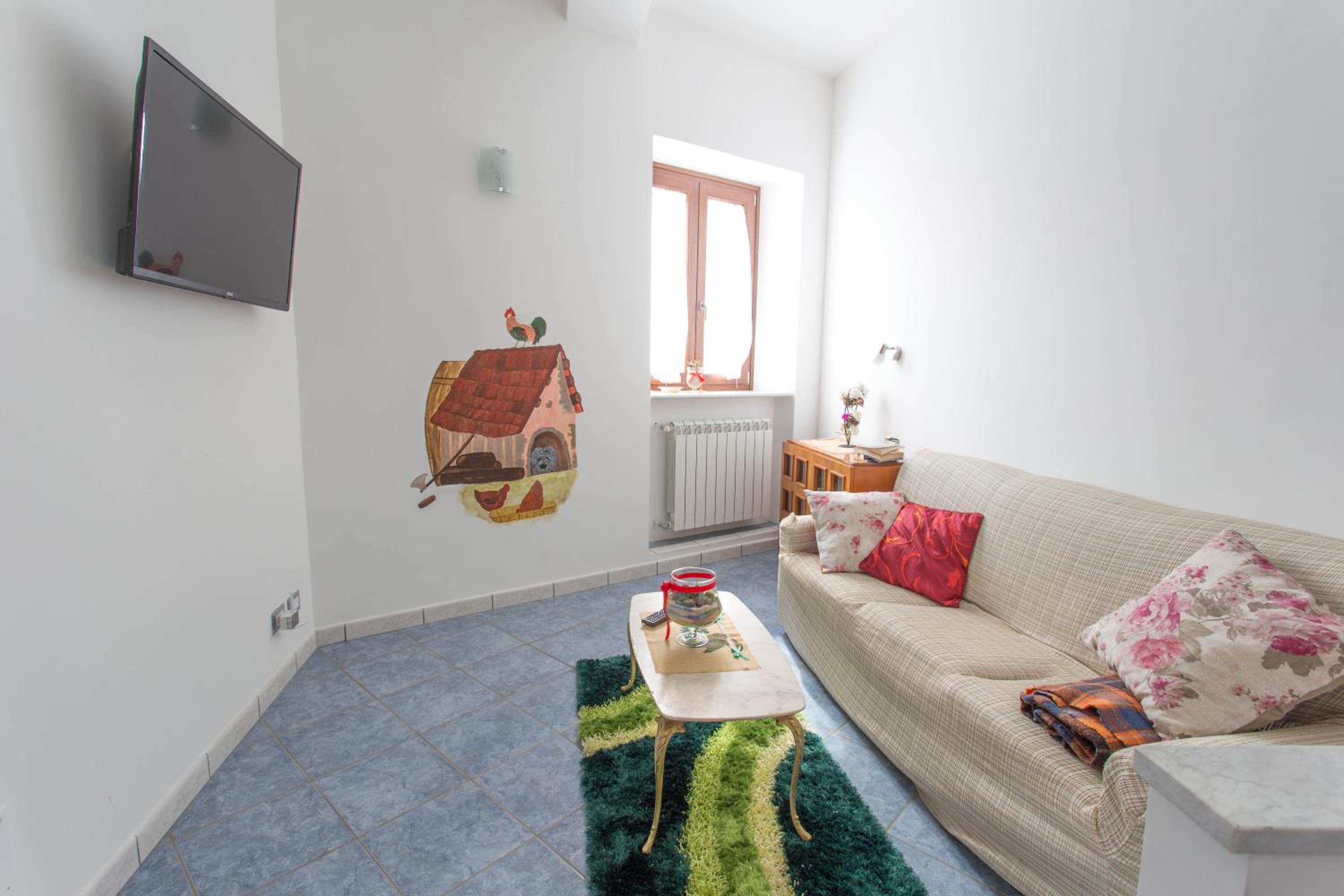 One-Bedroom Apartment