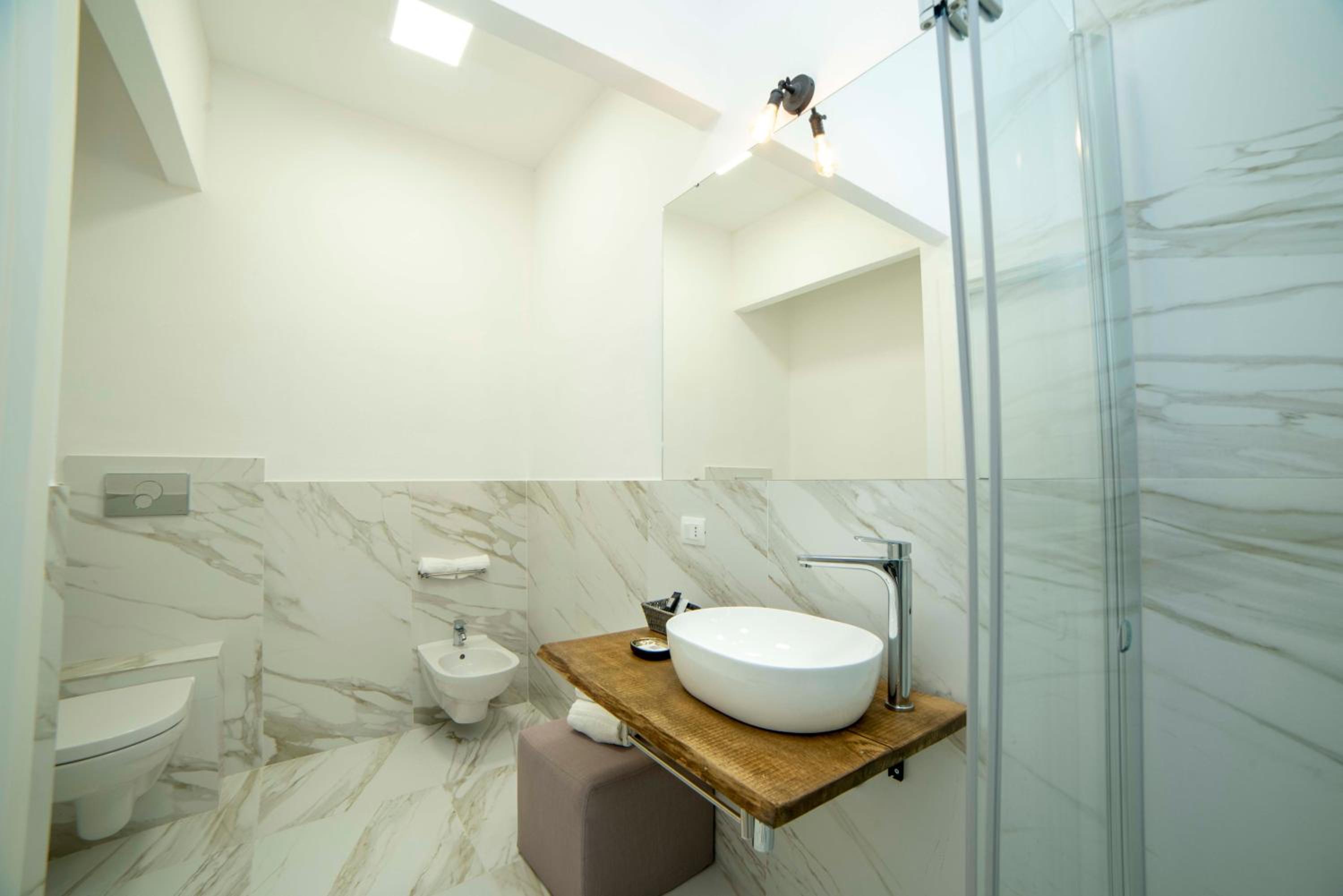 Deluxe Double Room - Photo 2