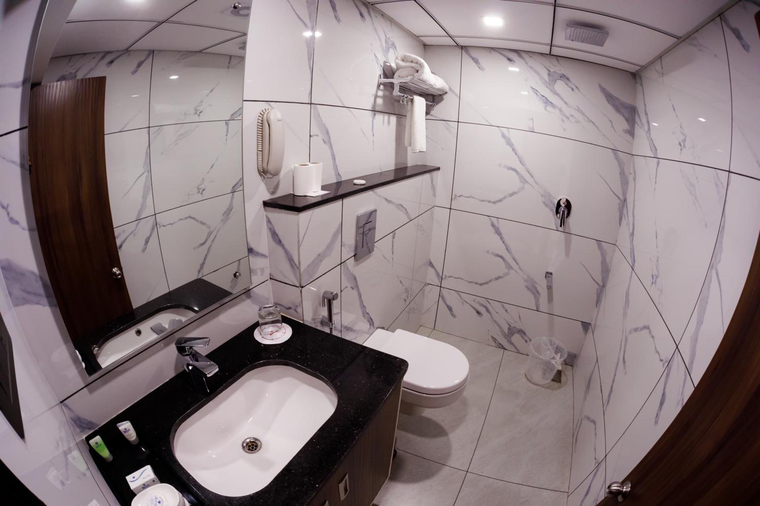 Superior Twin Room - Photo 3