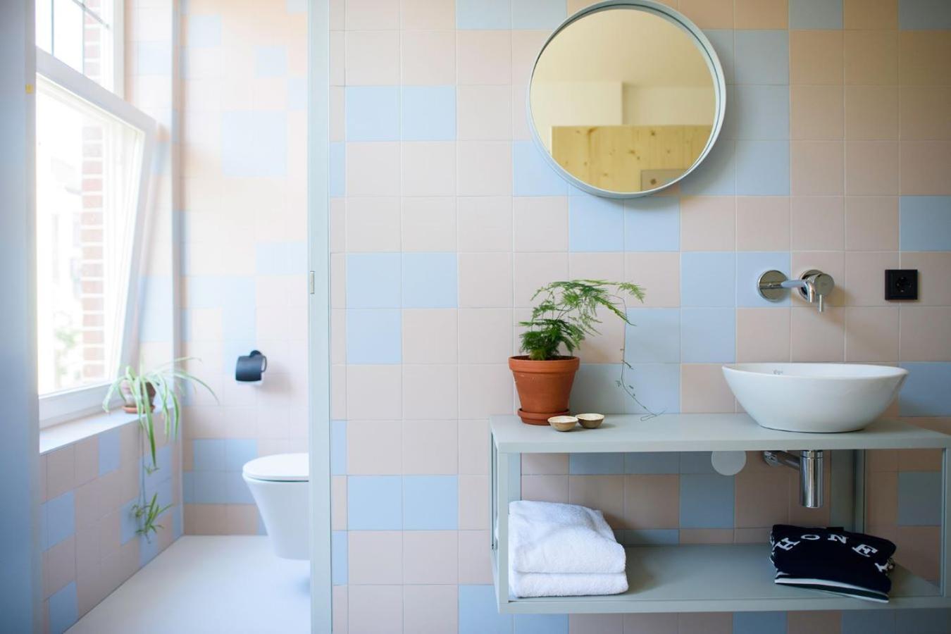 Double Room with Private Bathroom - Photo 6