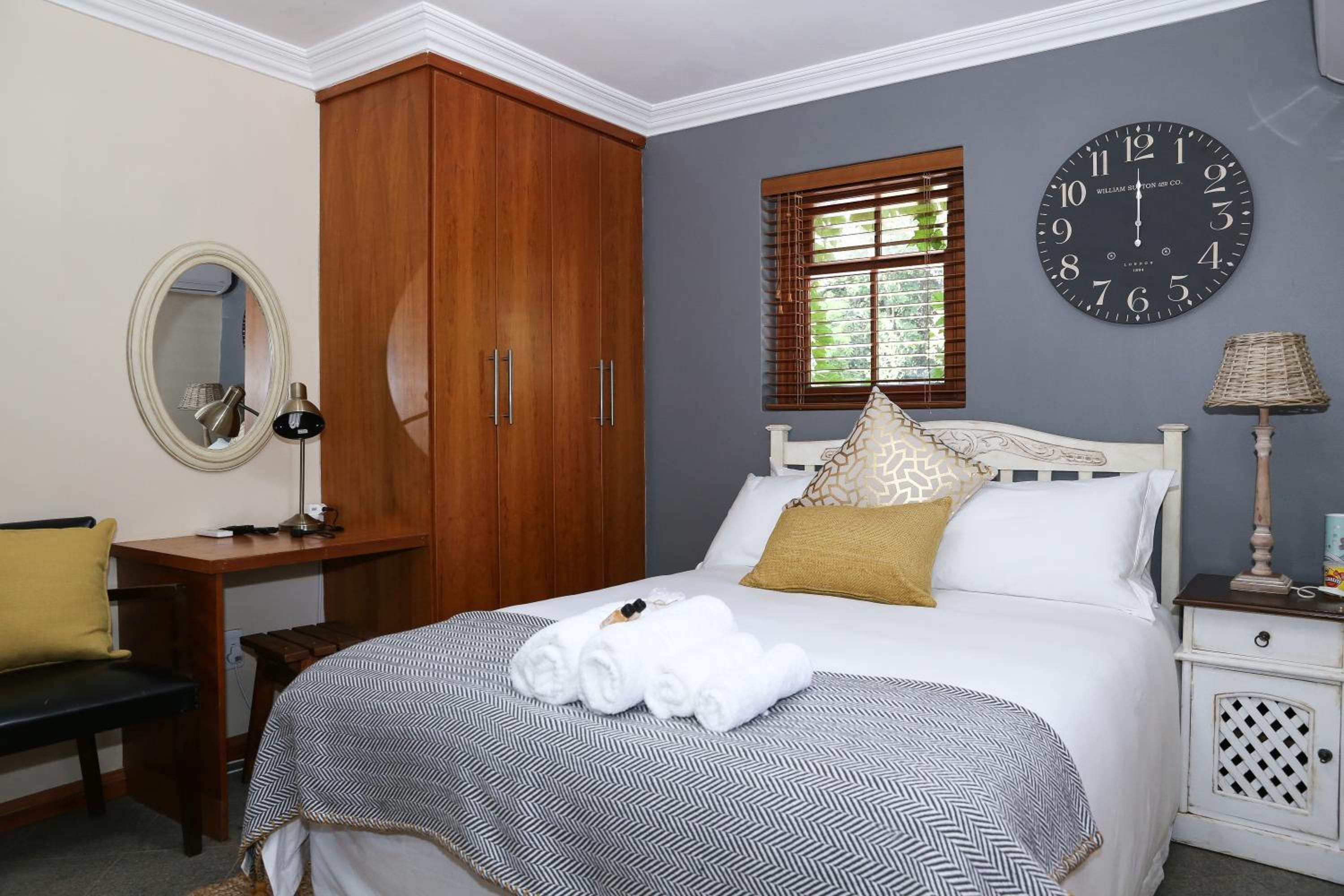 Standard Double Room - Photo 1