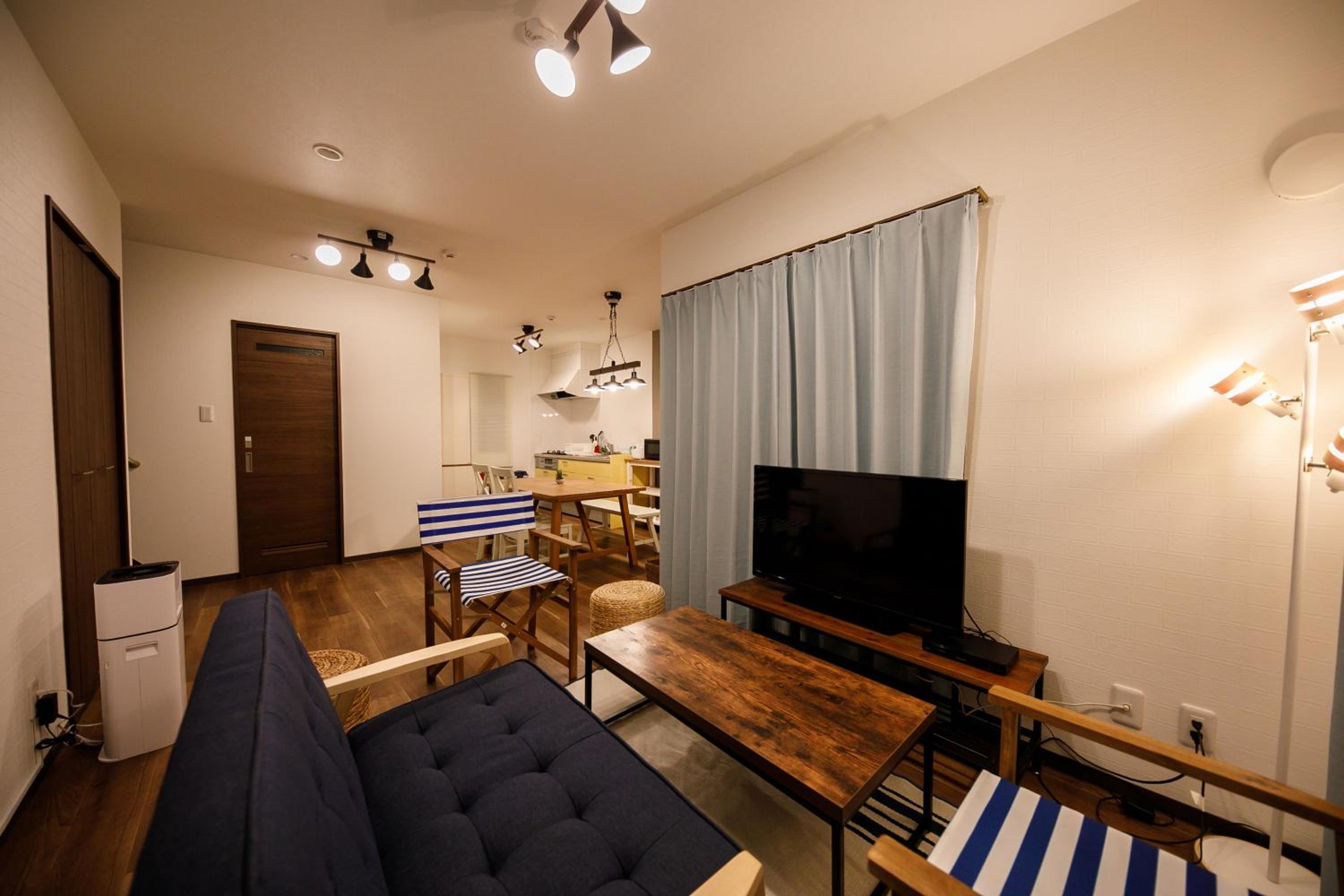 Three-Bedroom House photo 3