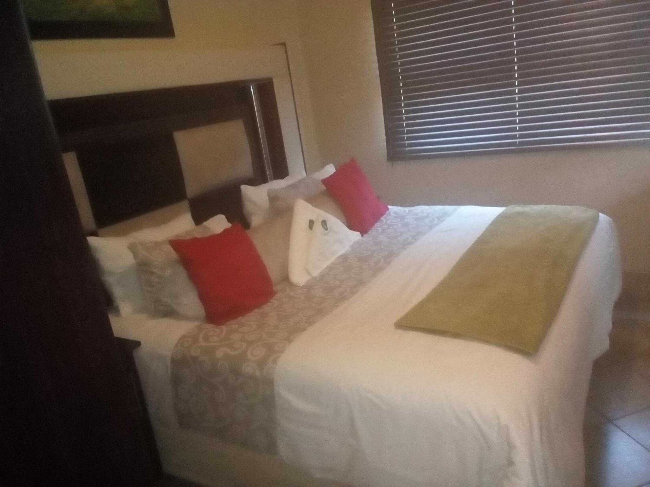 Standard Twin Or King Room photo 2