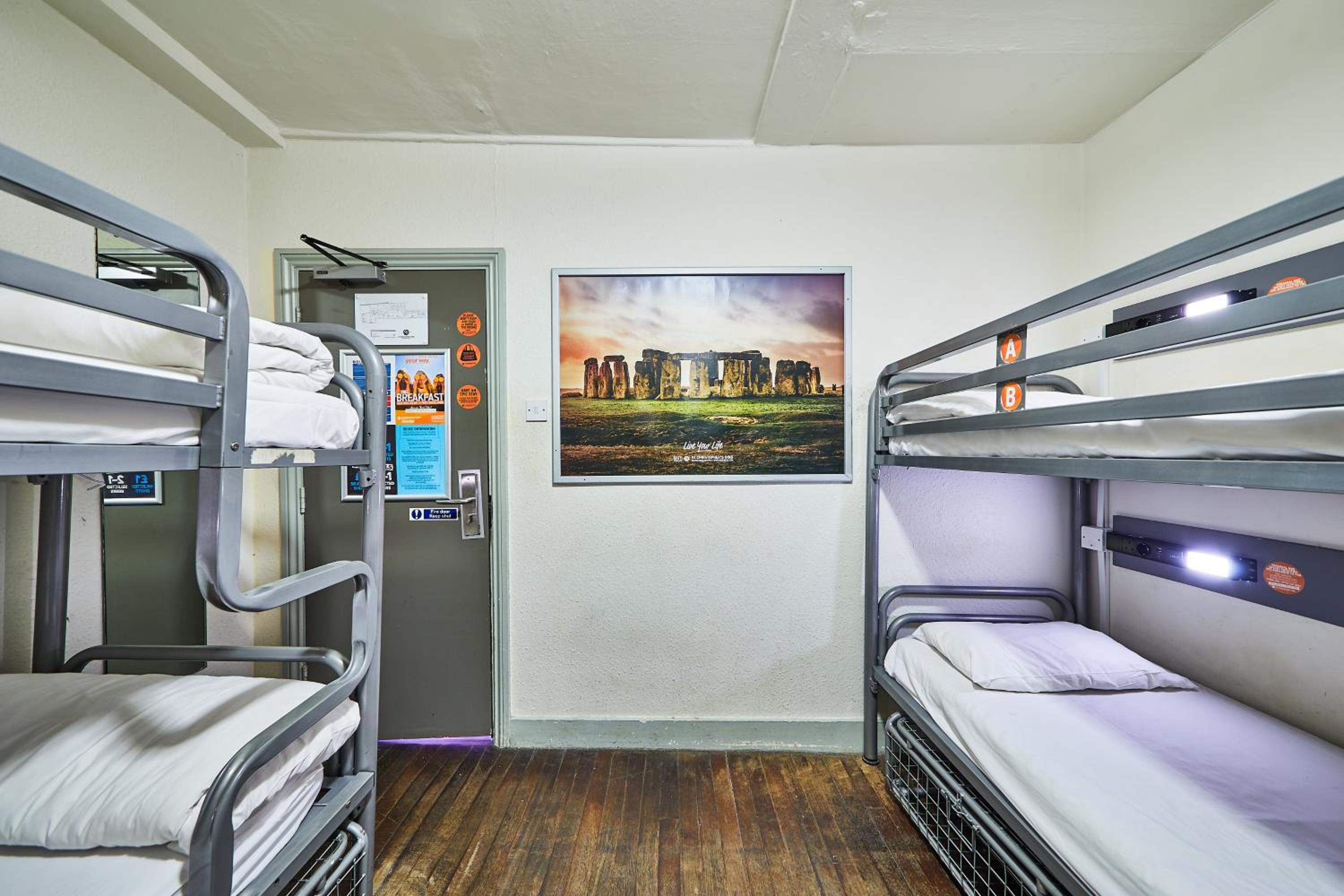 Private Quadruple Room with 2 bunk beds photo 3