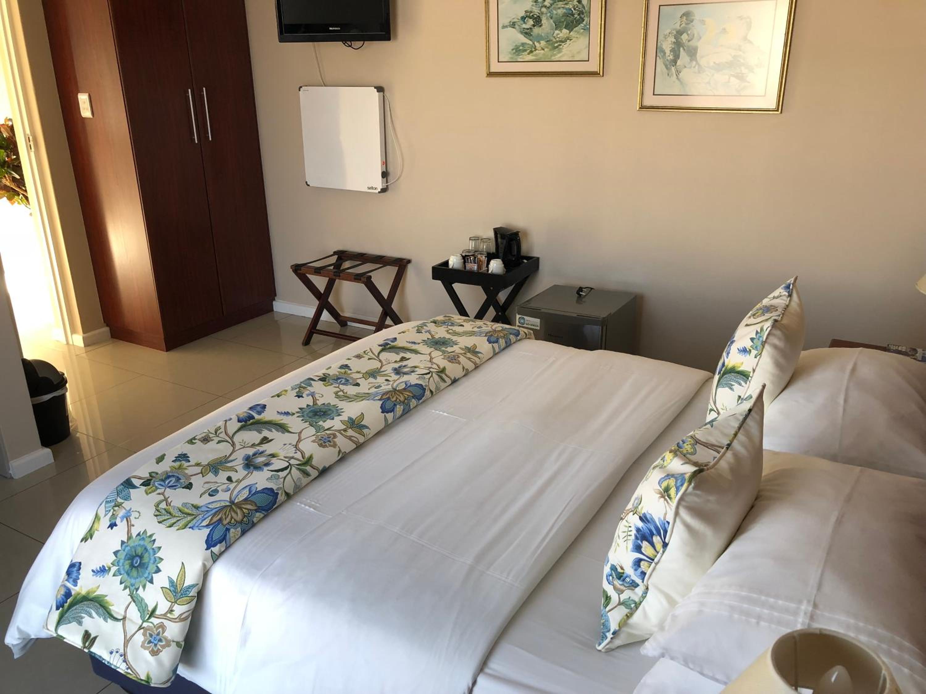  Double Room - Photo 14