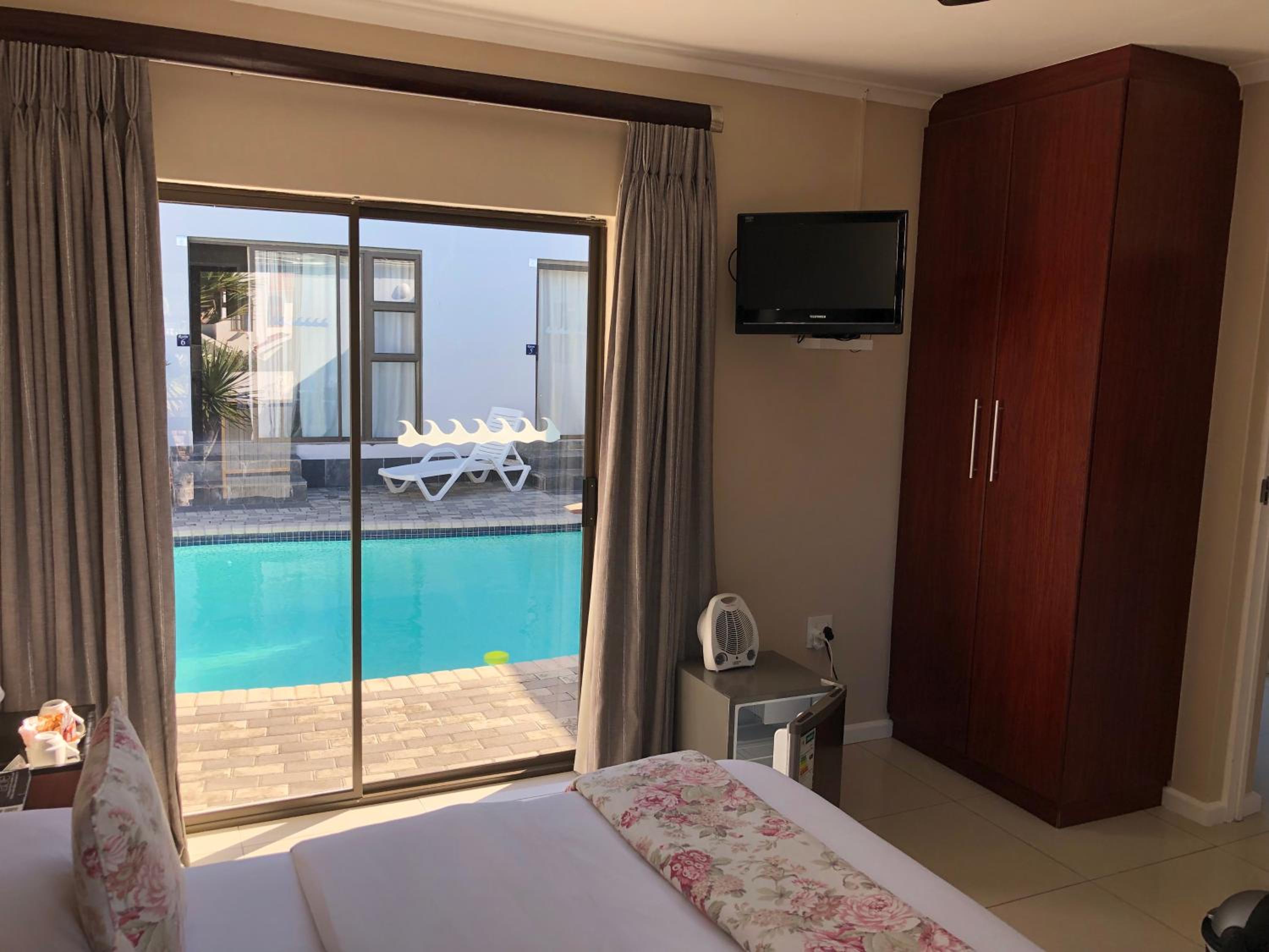  Double Room - Photo 33
