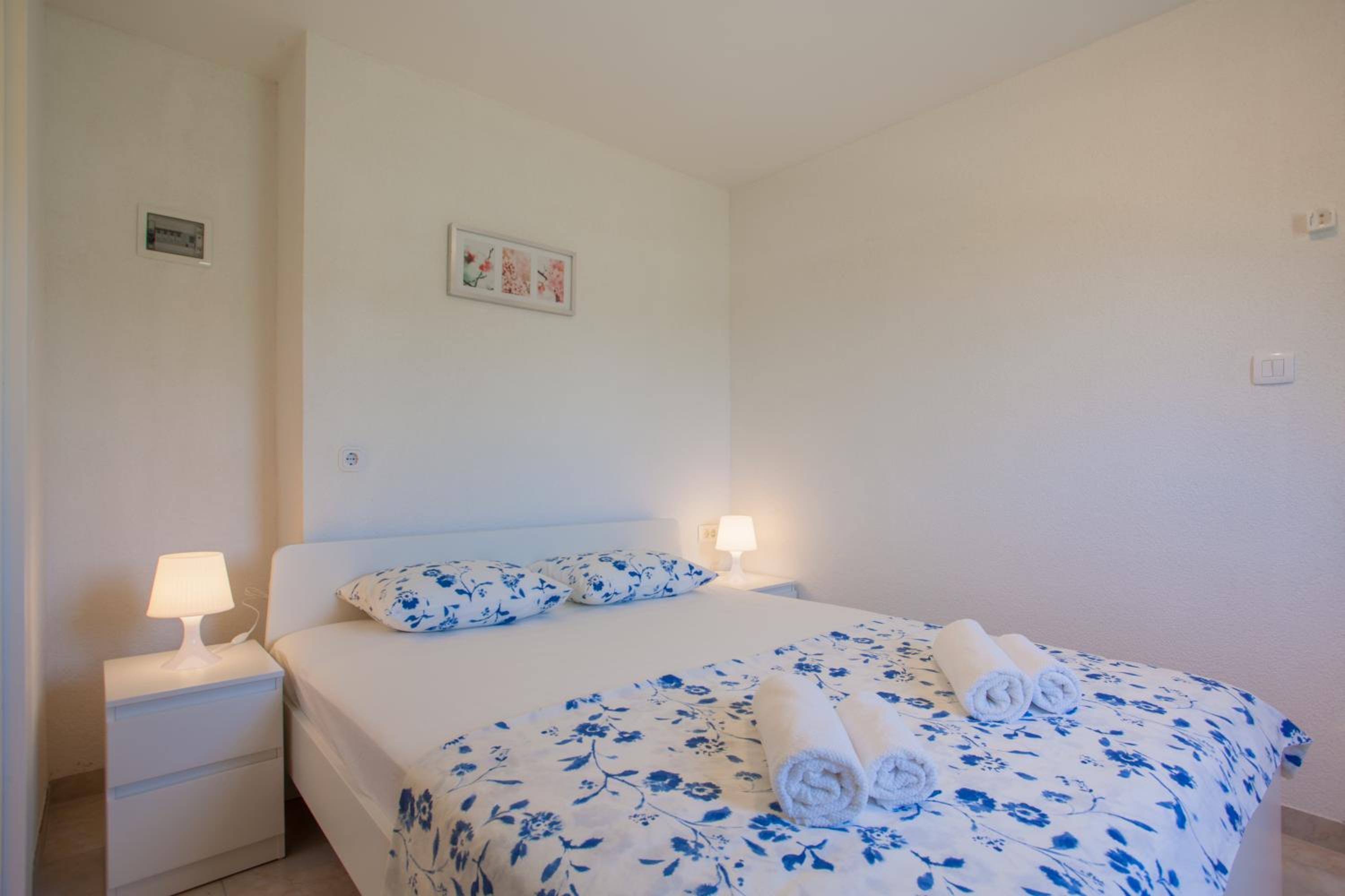 Standard King Room photo 1
