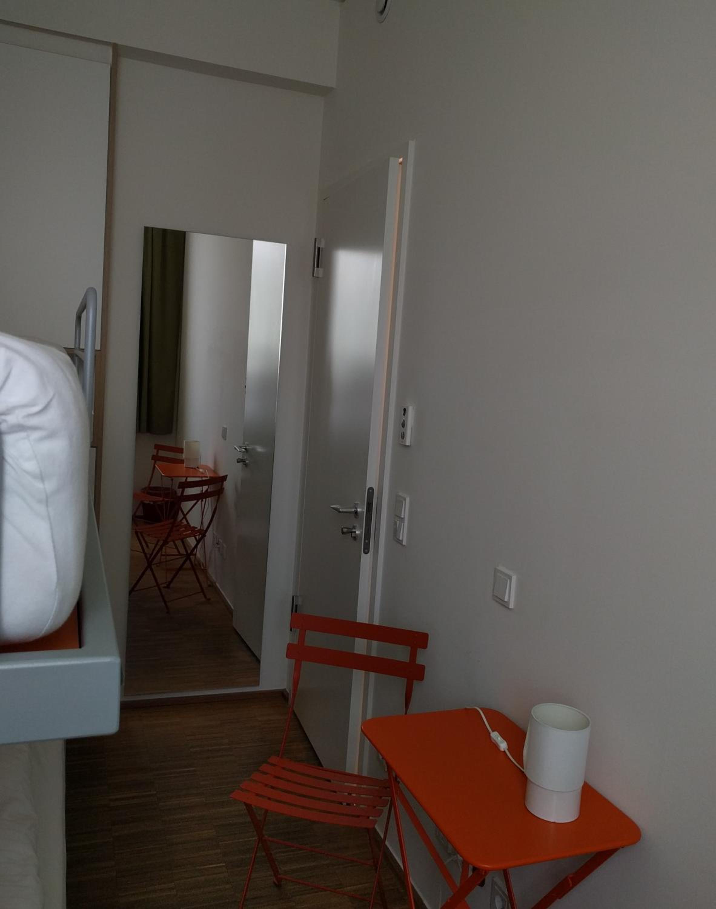 Twin Room with Shared Bathroom photo 1