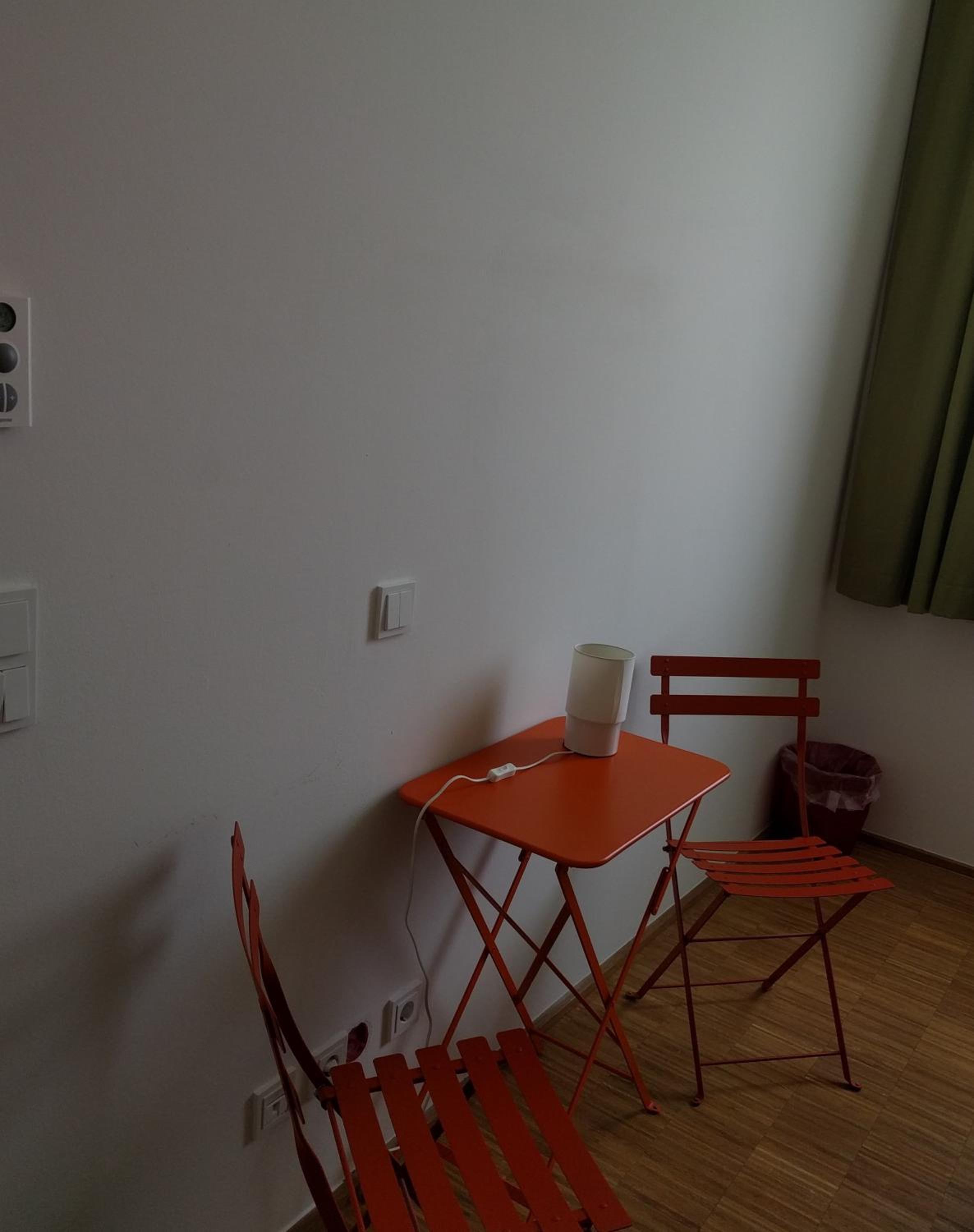 Twin Room with Shared Bathroom photo 2