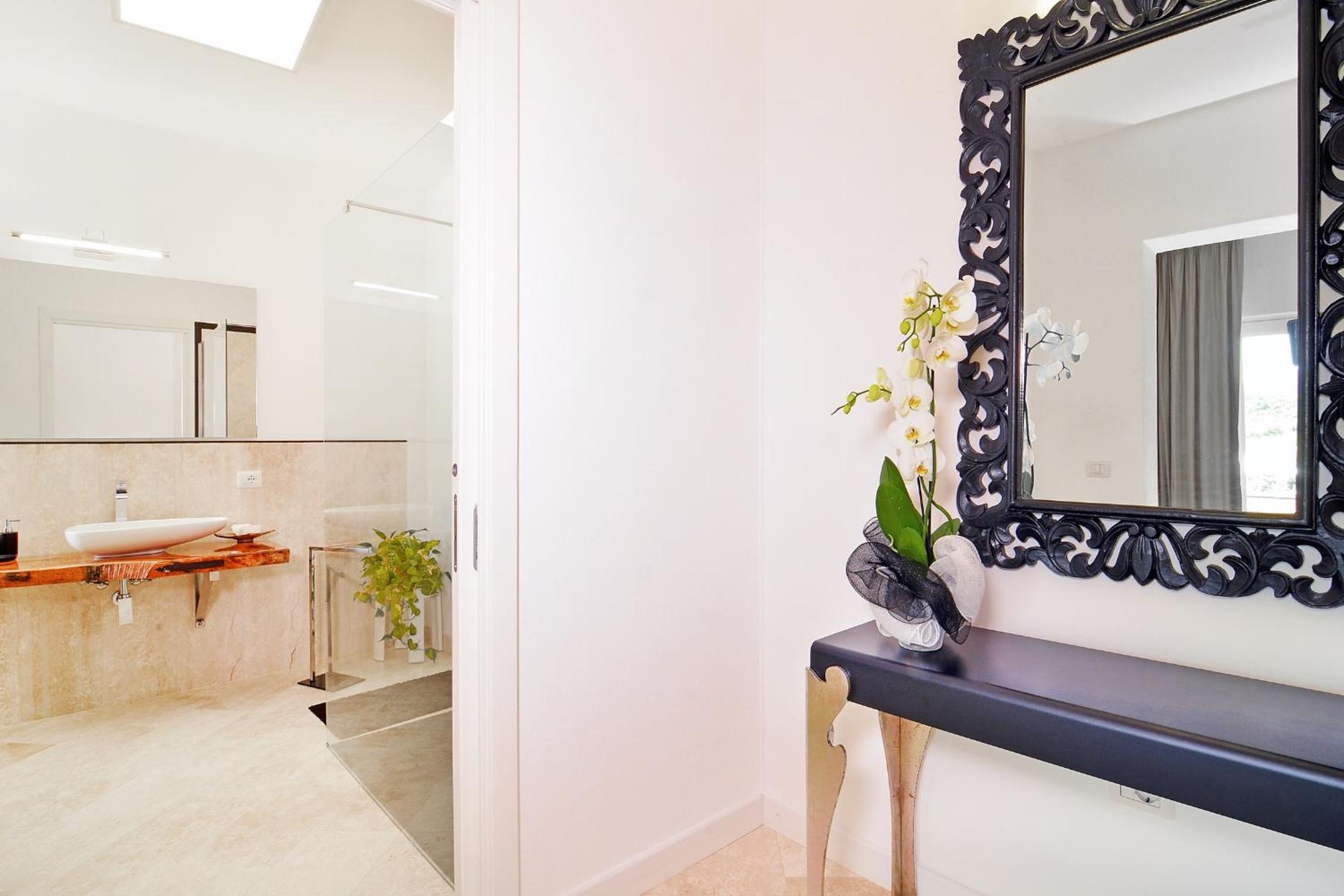 Suite with Terrace photo 2