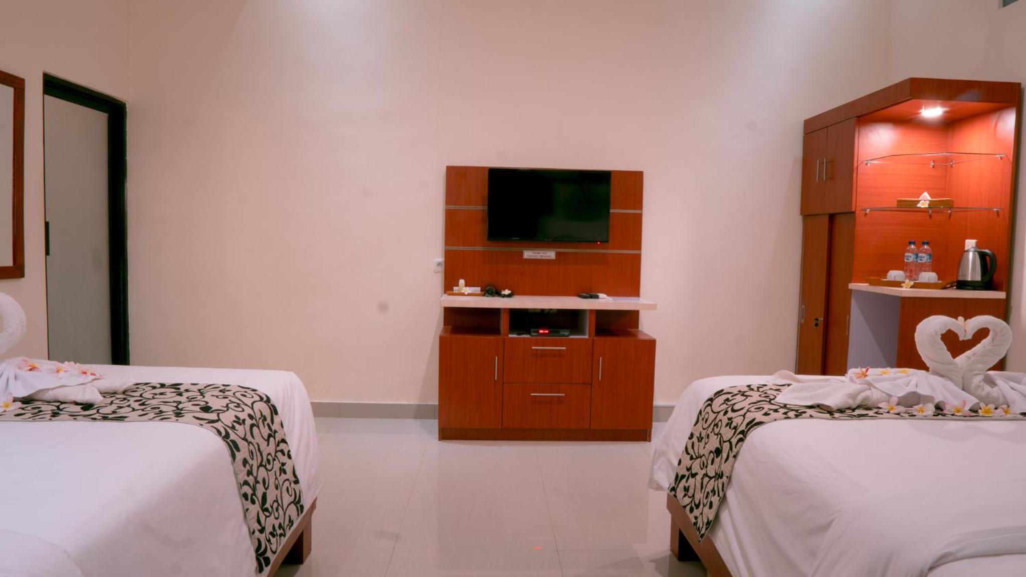 Deluxe Double Room - Photo 30