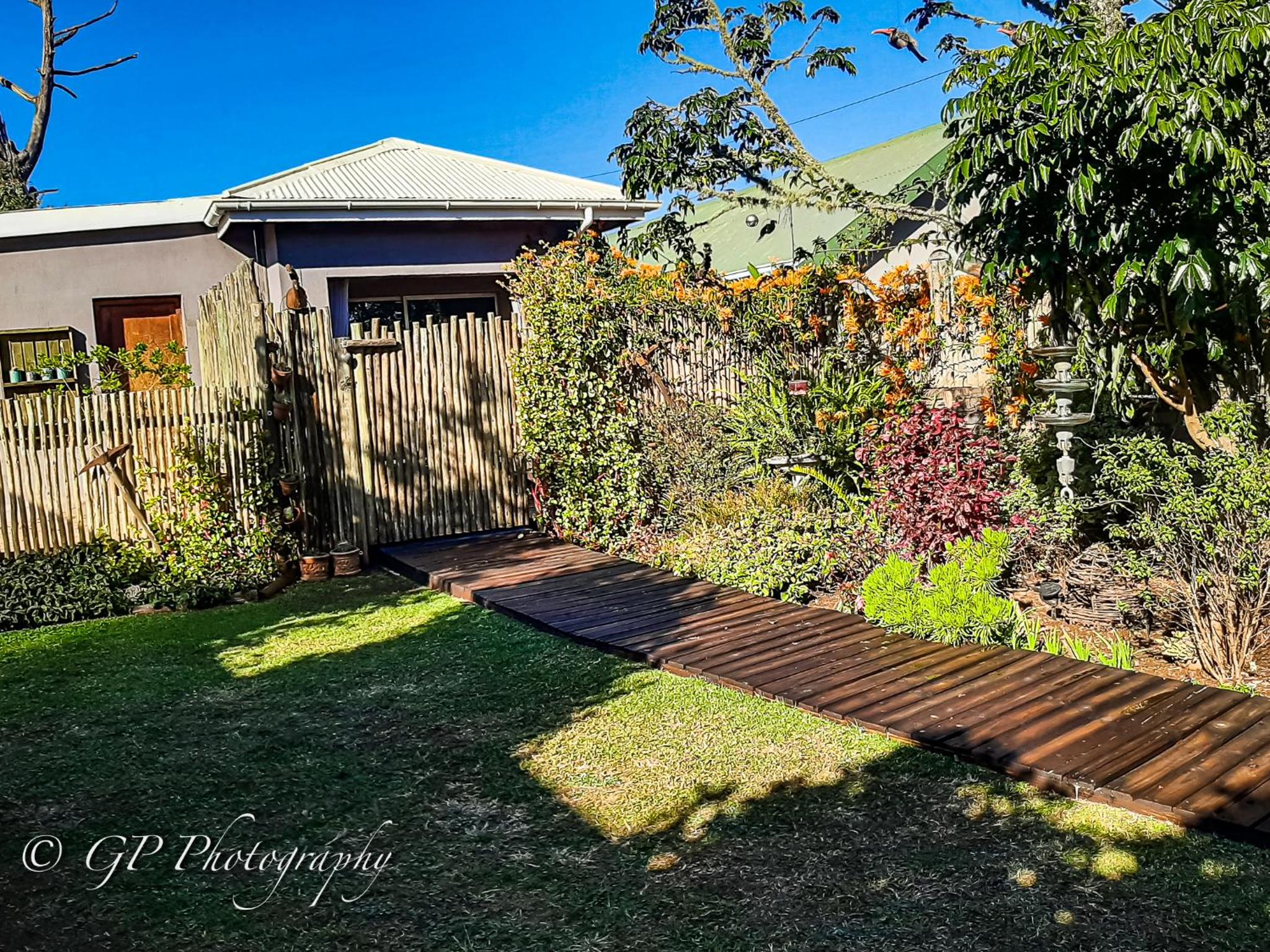 Suite with Garden View - Photo 9
