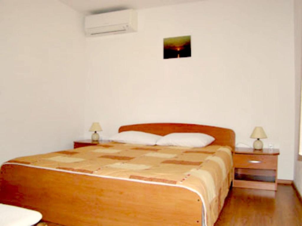 Two-Bedroom Apartment photo 2