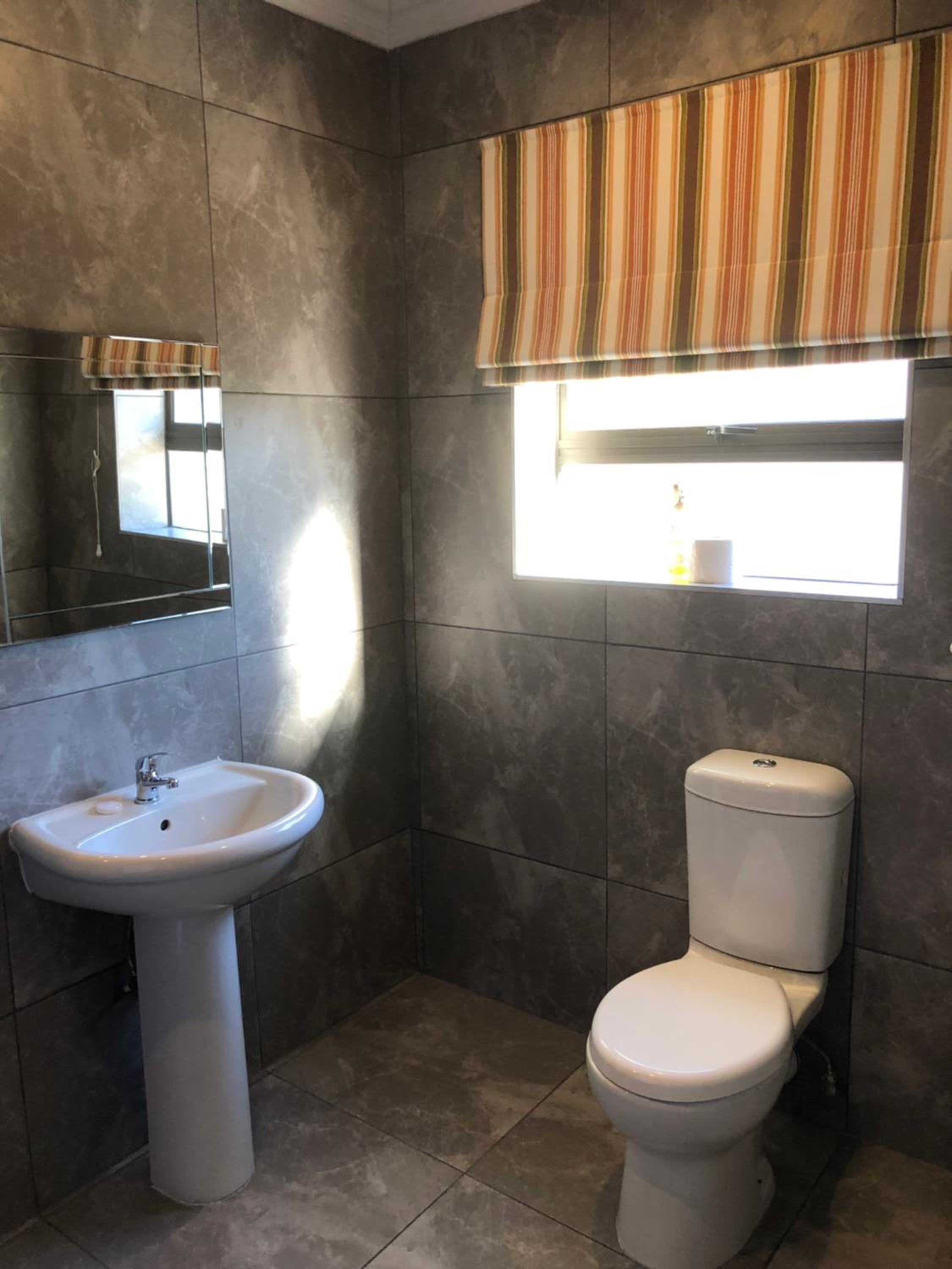  Double Room - Photo 25