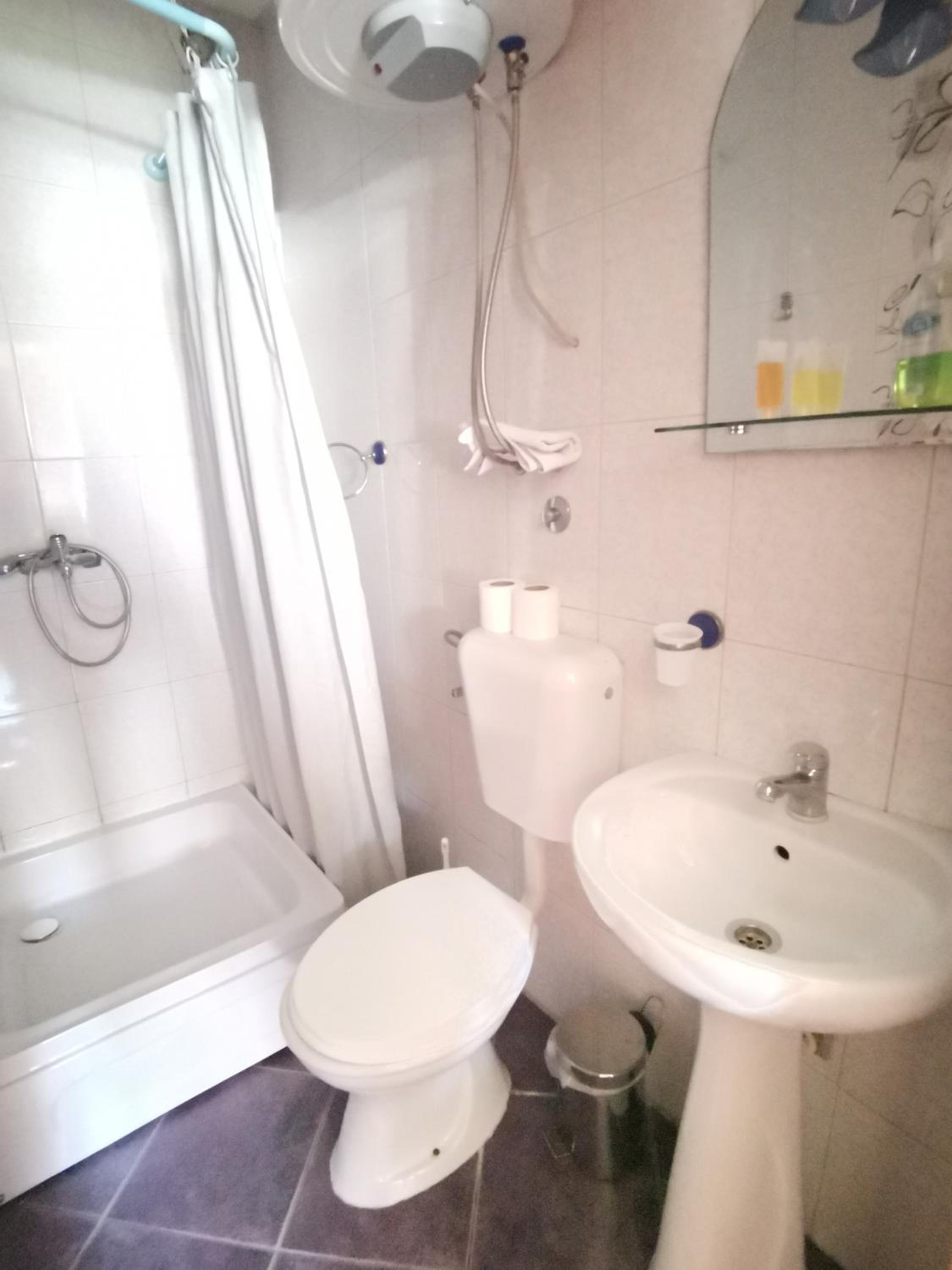 Apartment (3 Adults) - Photo 11