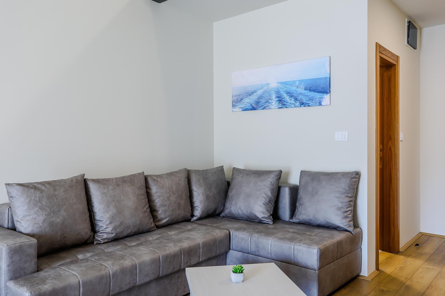 Duplex Suite - Photo 6