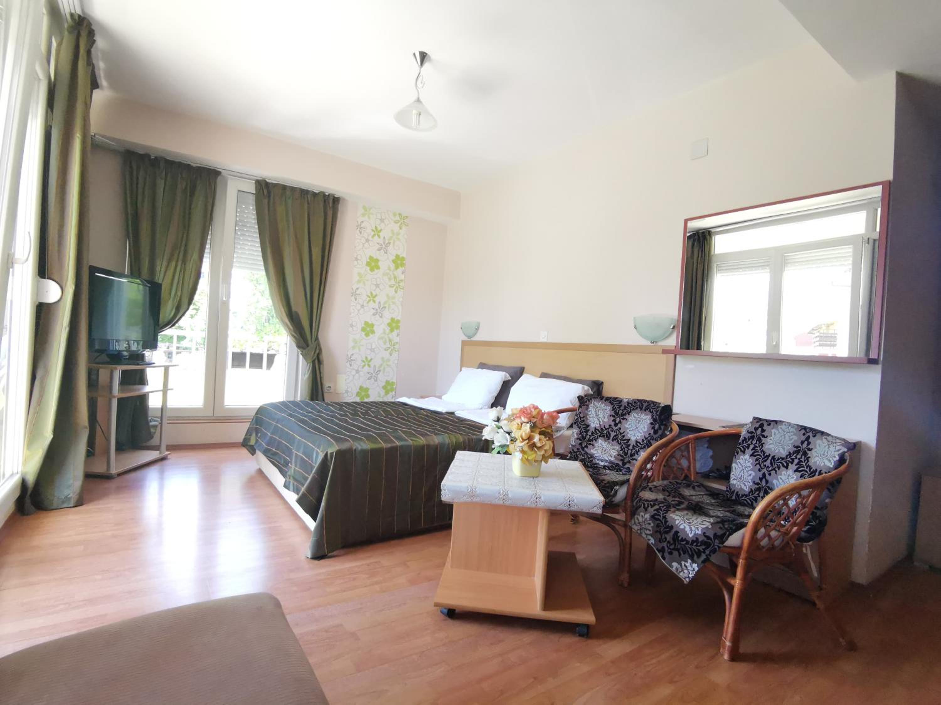 Apartment (3 Adults) - Photo 10