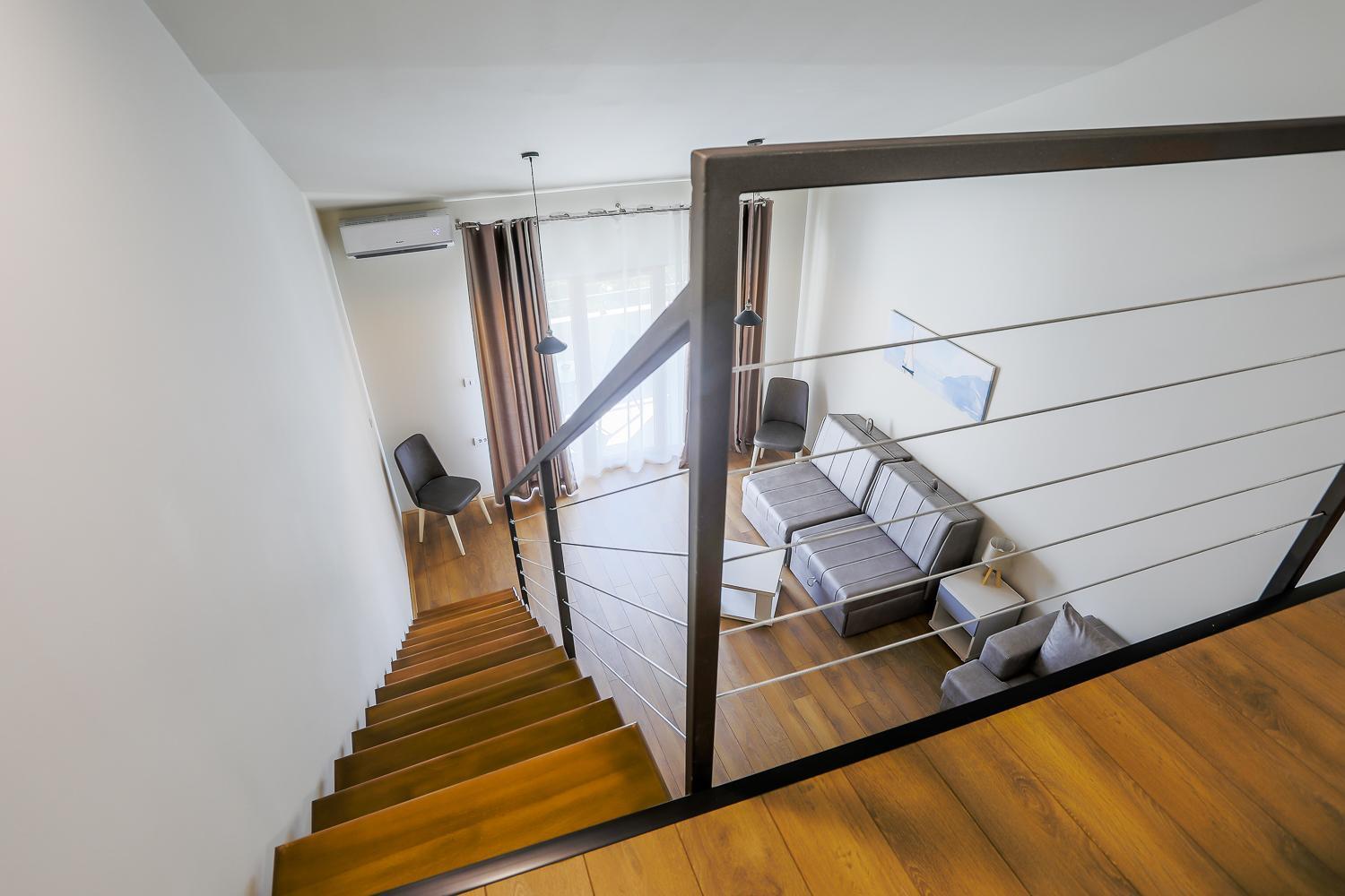 Duplex Suite - Photo 7