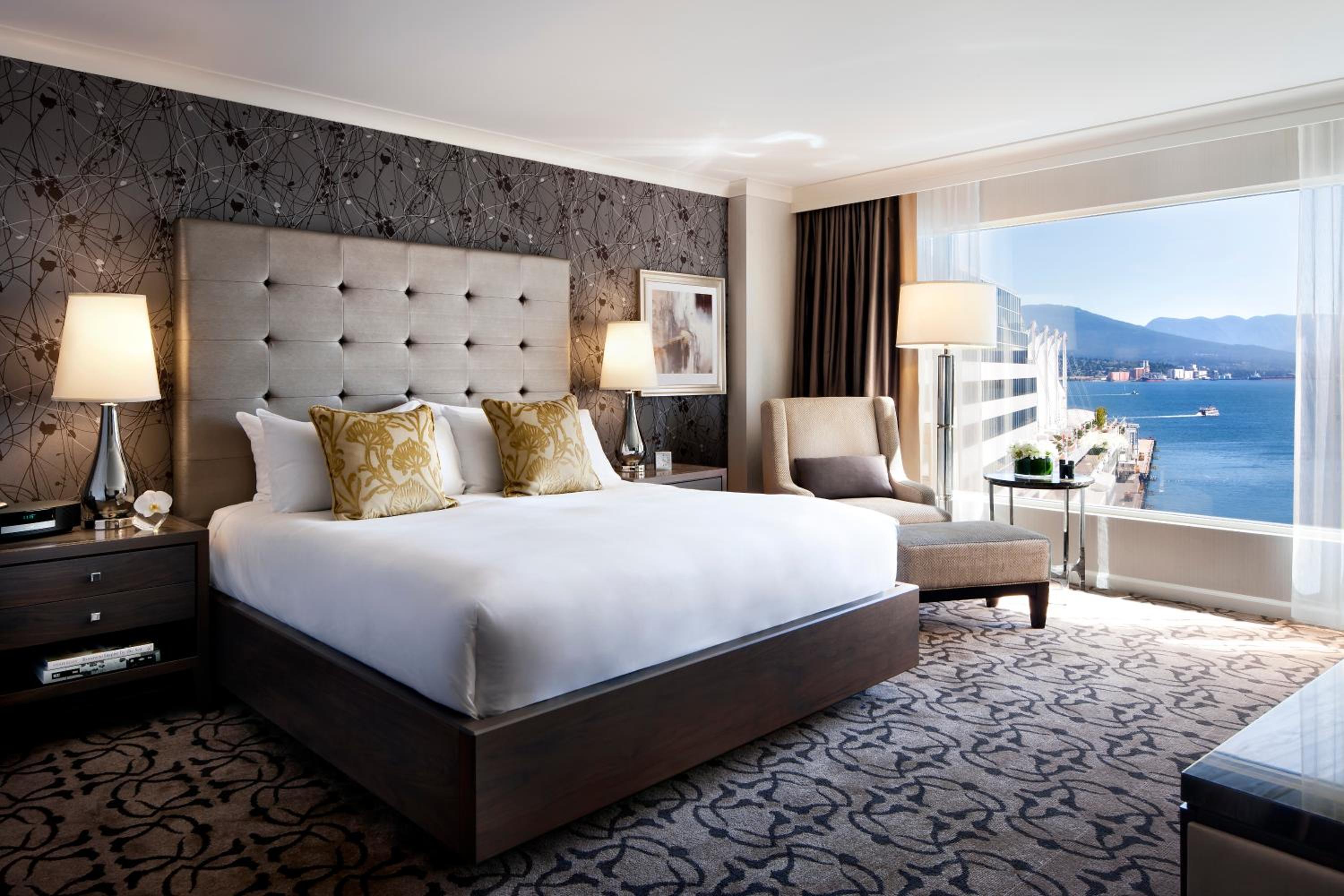Fairmont Gold Harbor View Room with King Bed