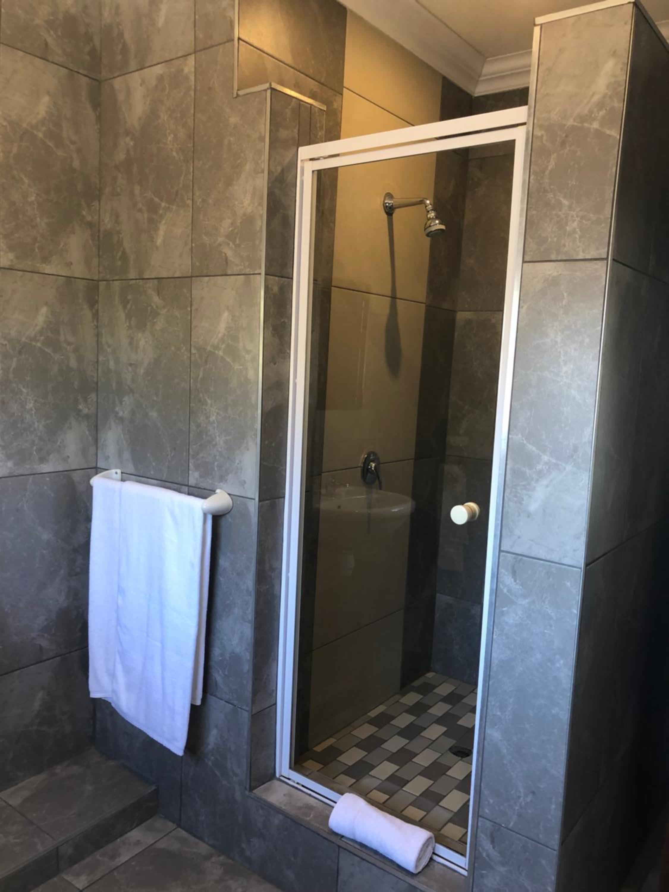 Double Room - Photo 27
