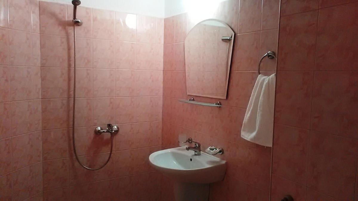 Flexible Room Type