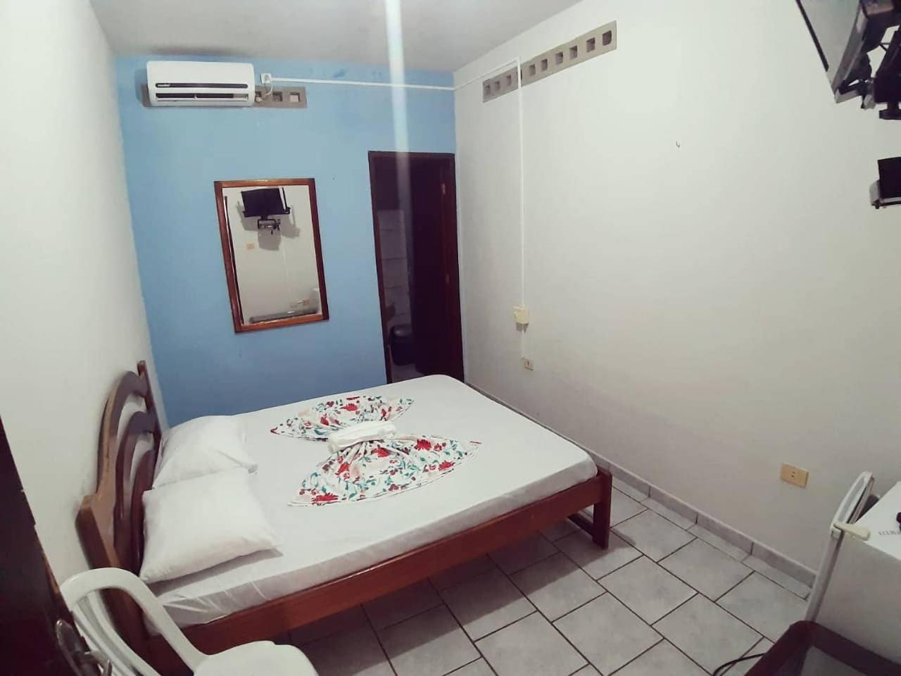 Standard Double or Twin Room photo 1