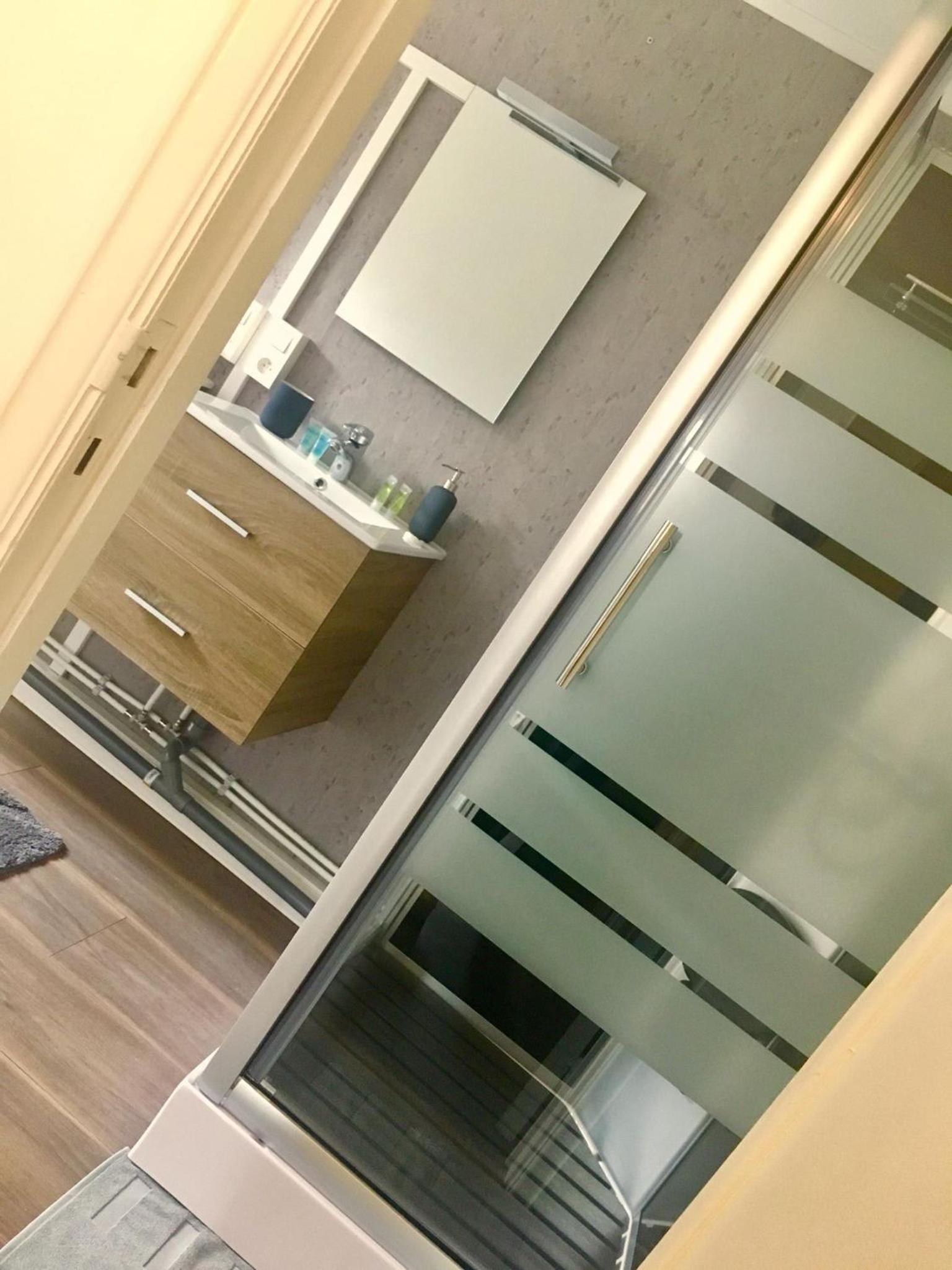 Deluxe Double Room with Balcony photo 3