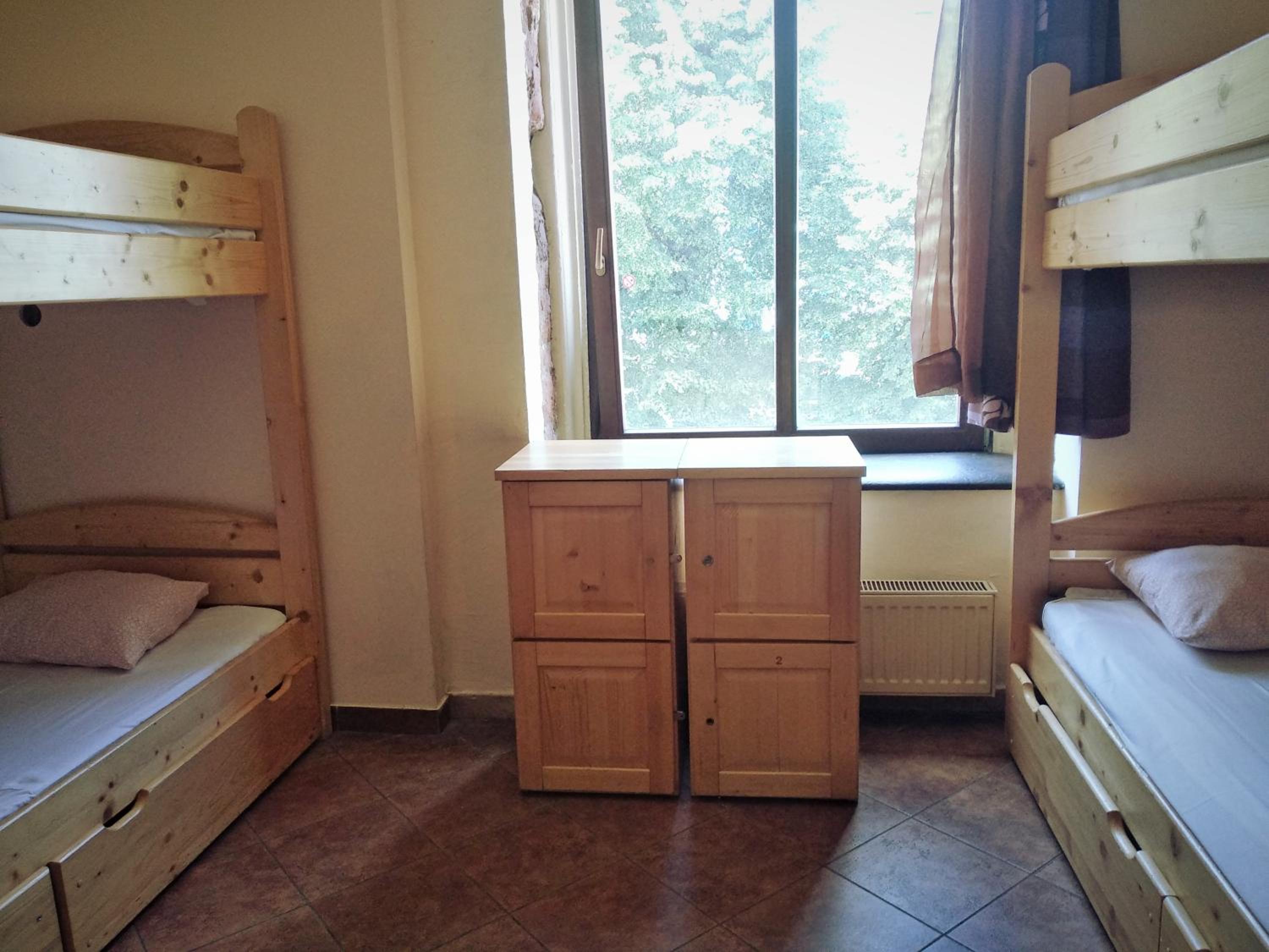 4-Bed Mixed Dormitory Room photo 1