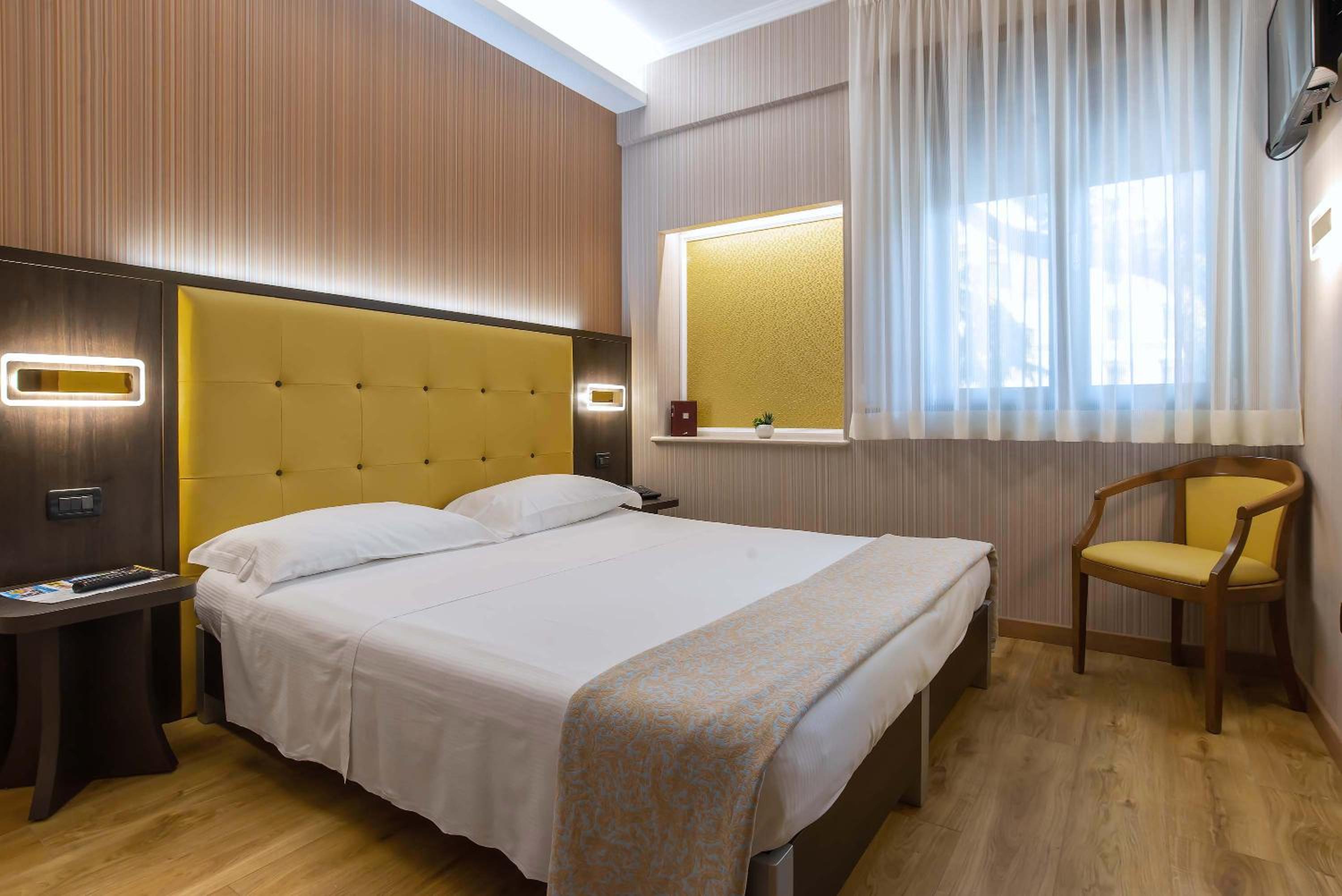Double or Twin Room - Photo 1