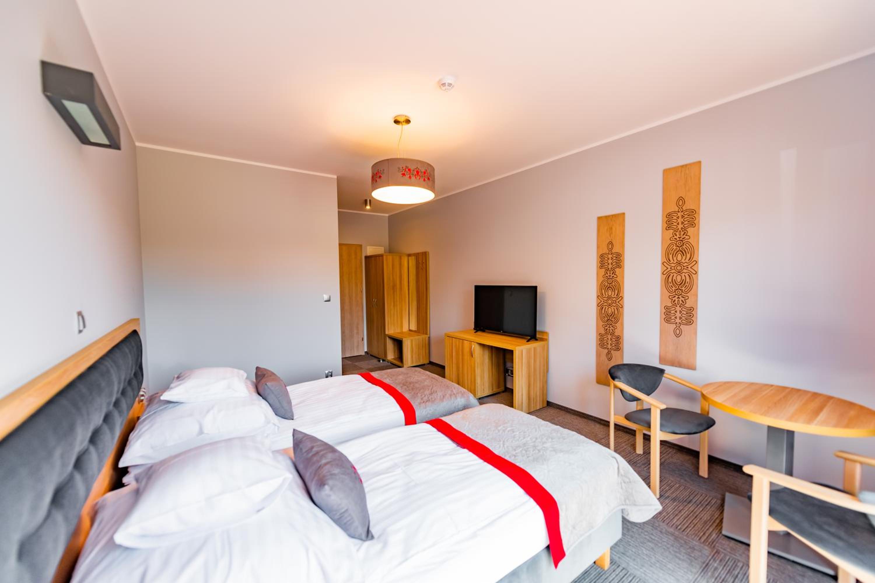 Deluxe Double Room with Balcony - Photo 3