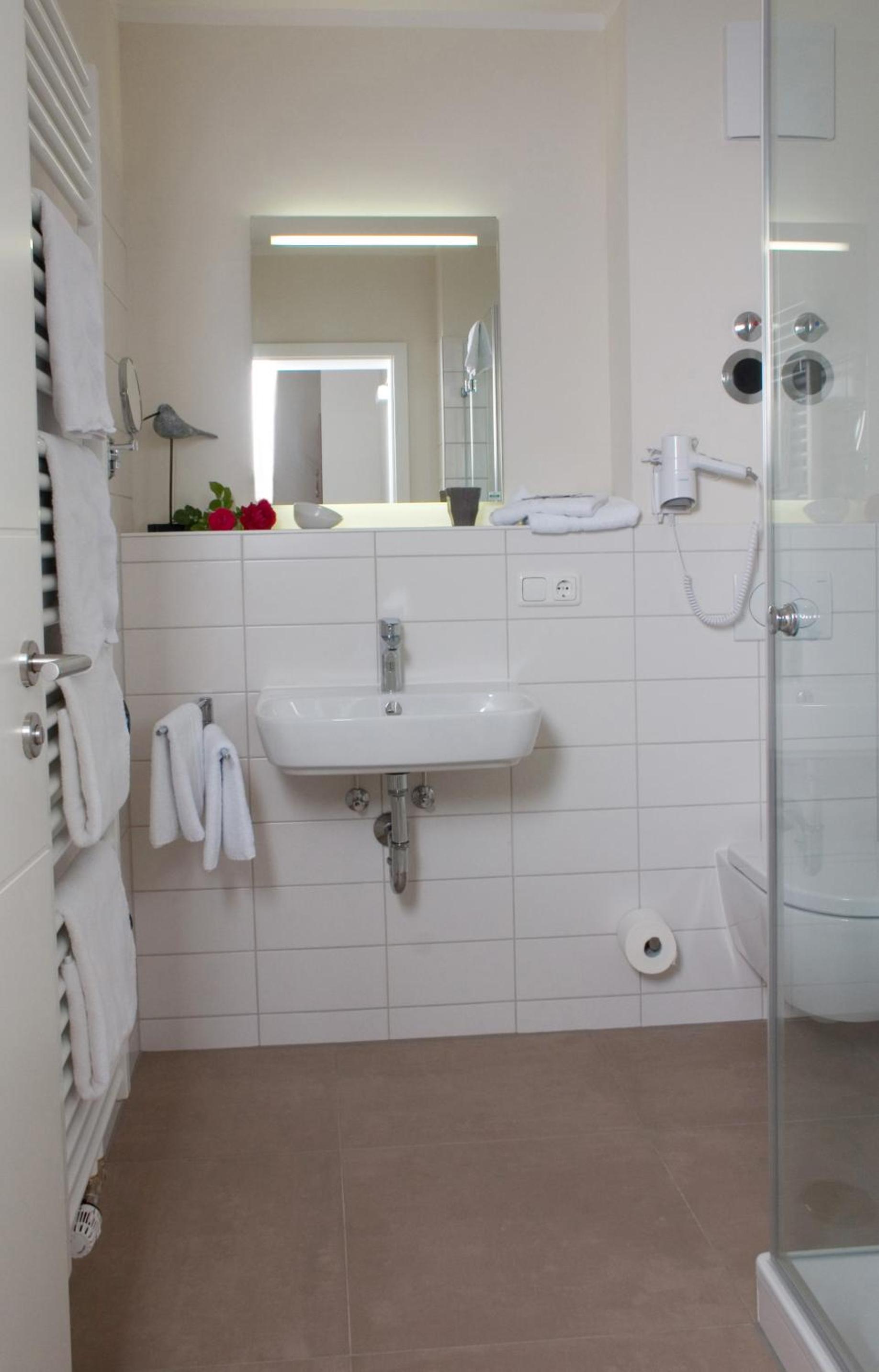 Apartment 2 photo 2