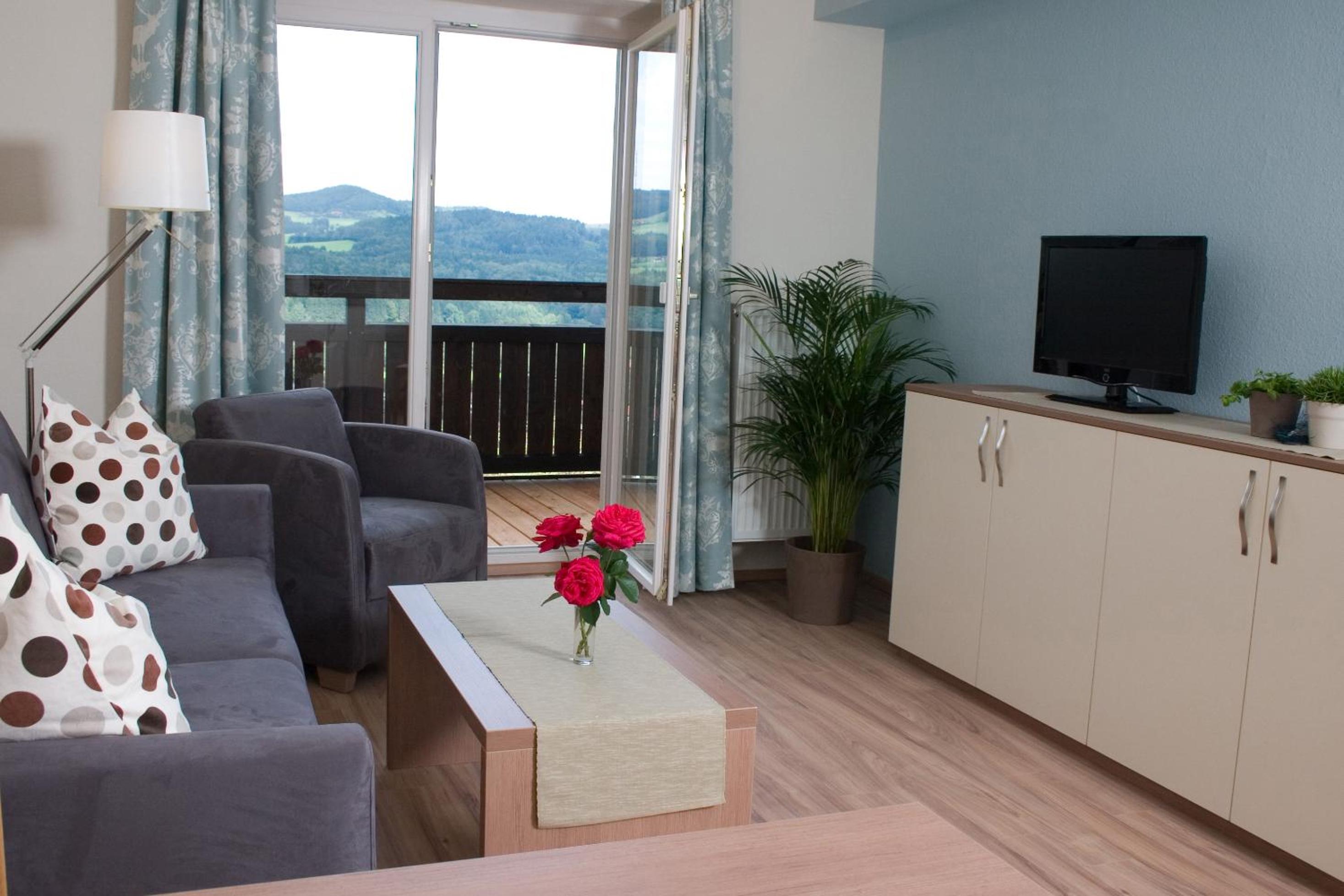 Apartment 5 photo 1