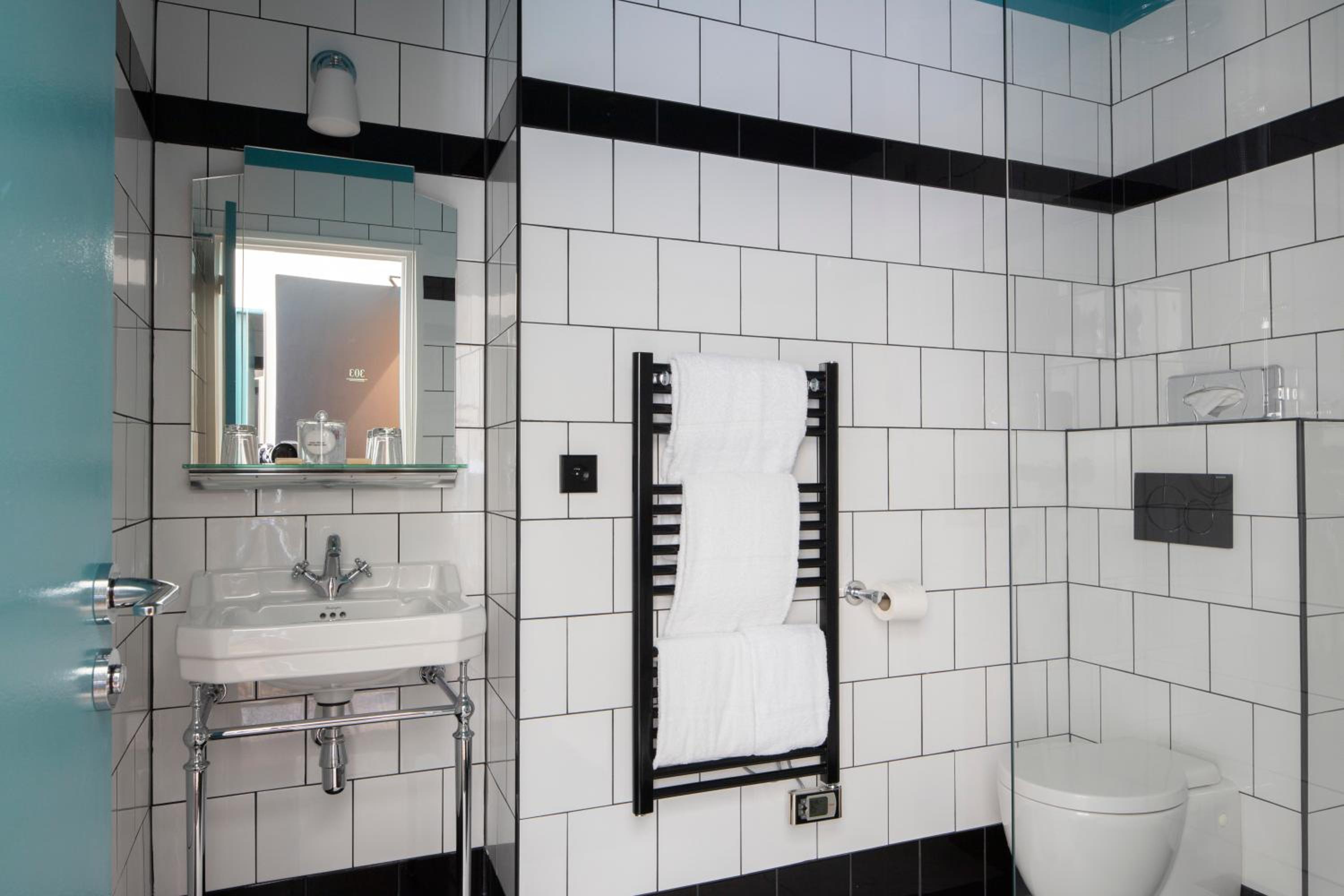 Superior Queen Room - Photo 15