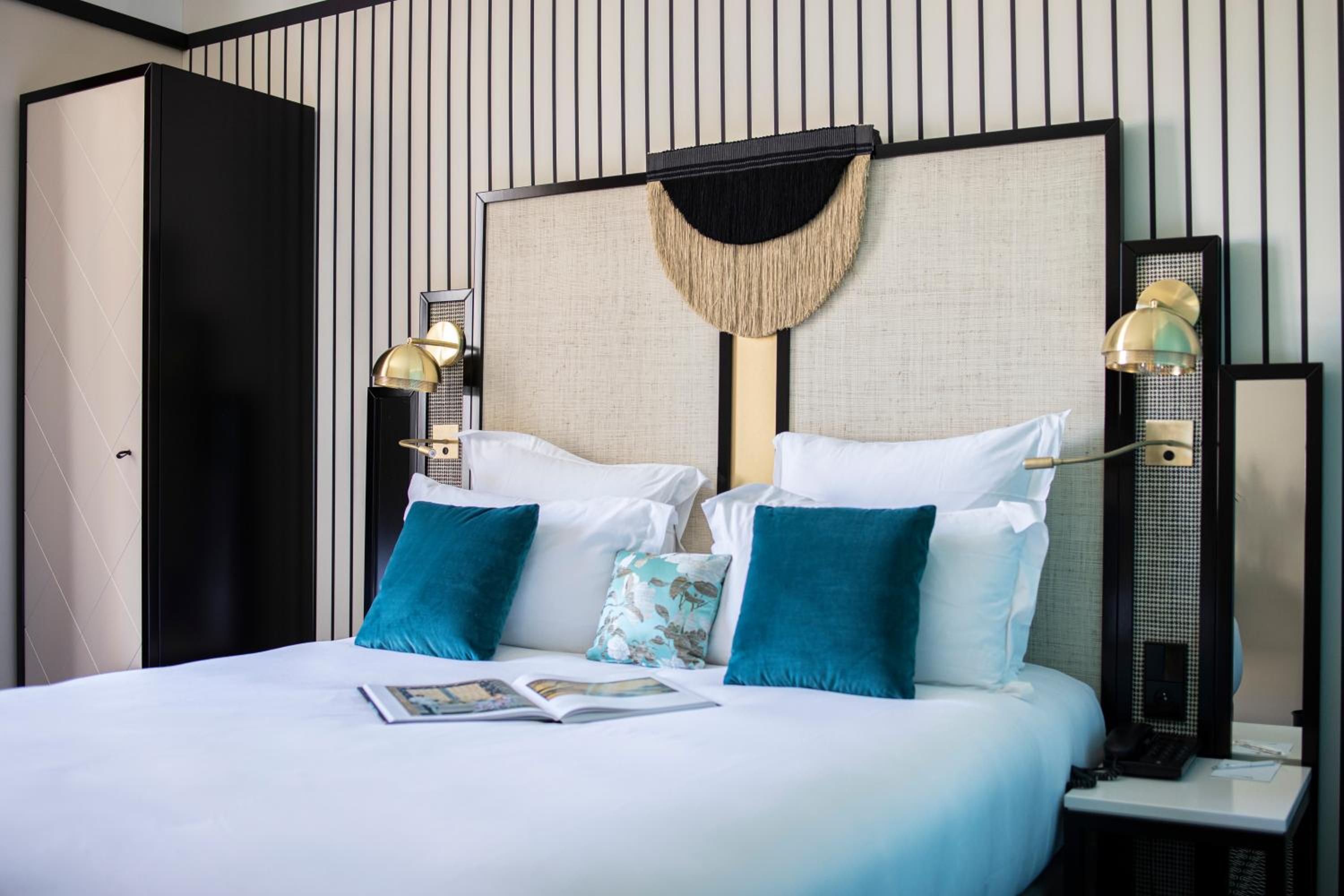 Superior Queen Room - Photo 10
