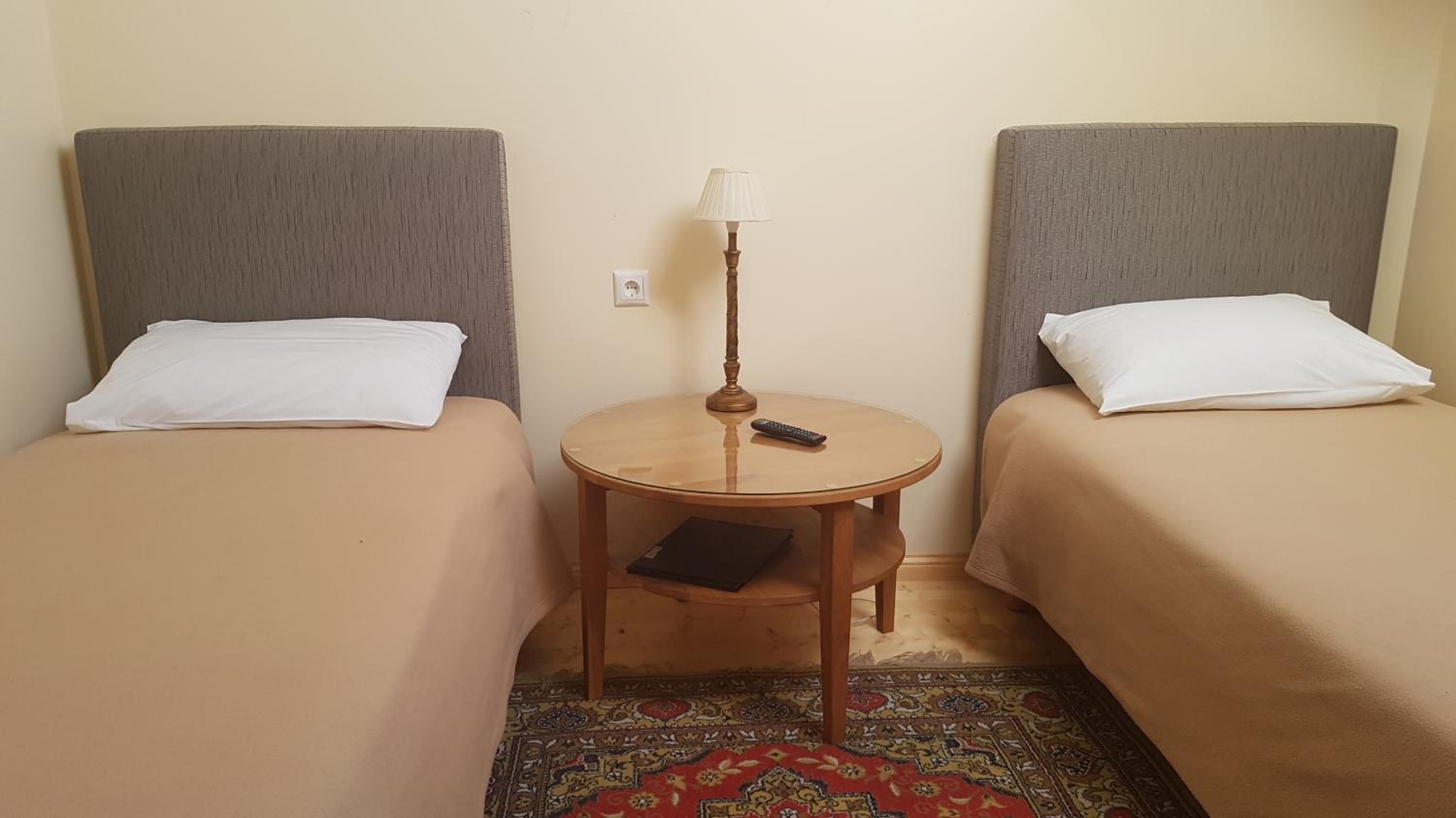 Apartment - Split Level - Photo 8