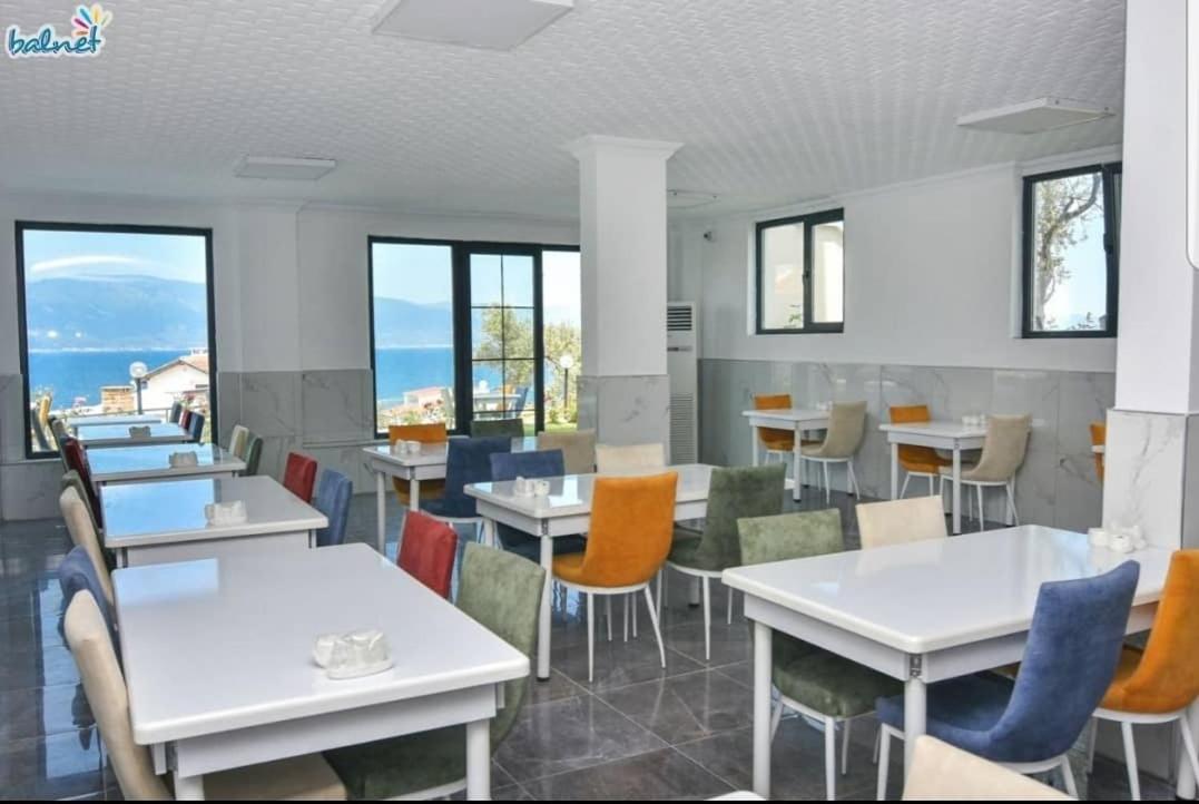 Family Room with Sea View - Photo 2
