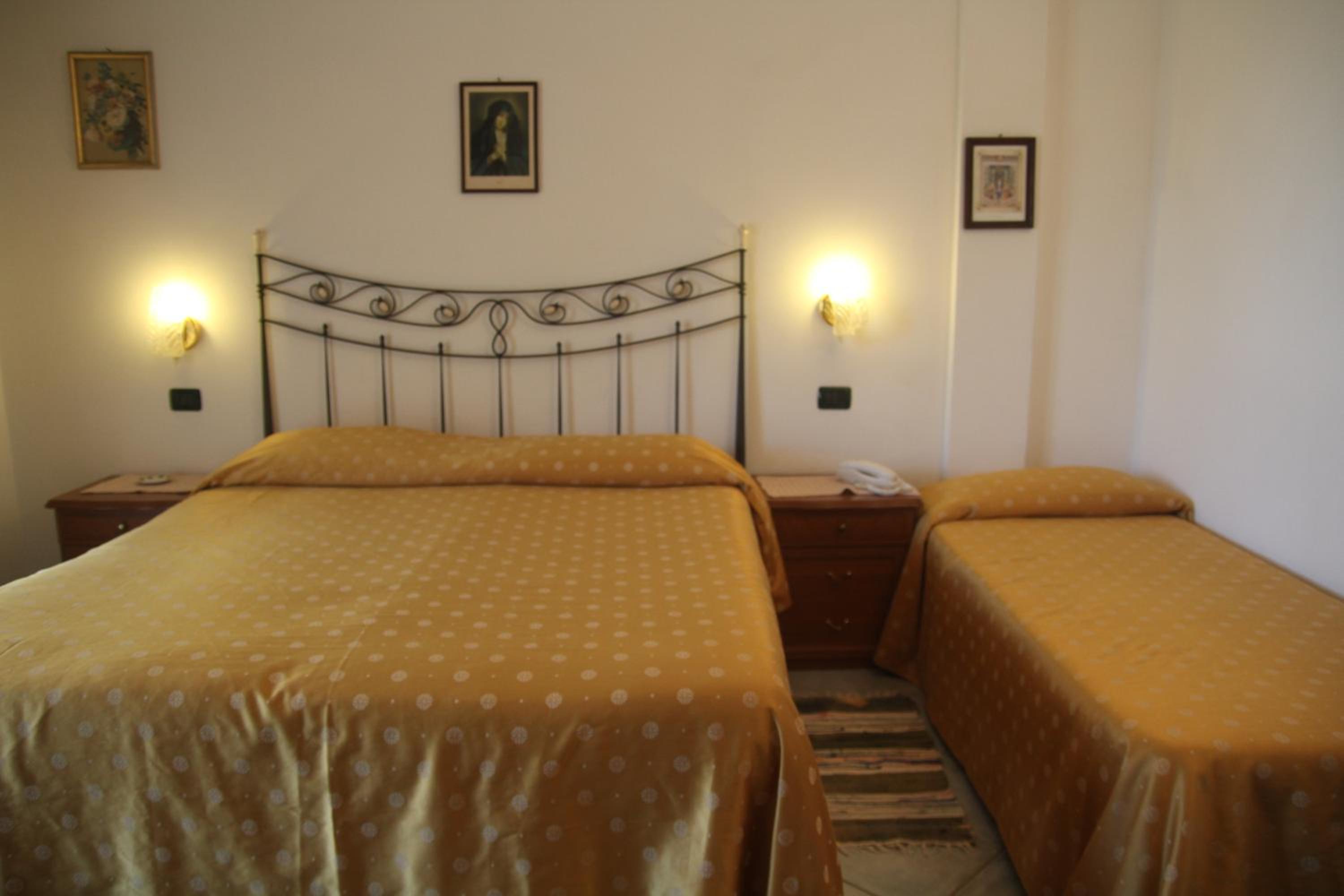 Superior Triple Room
