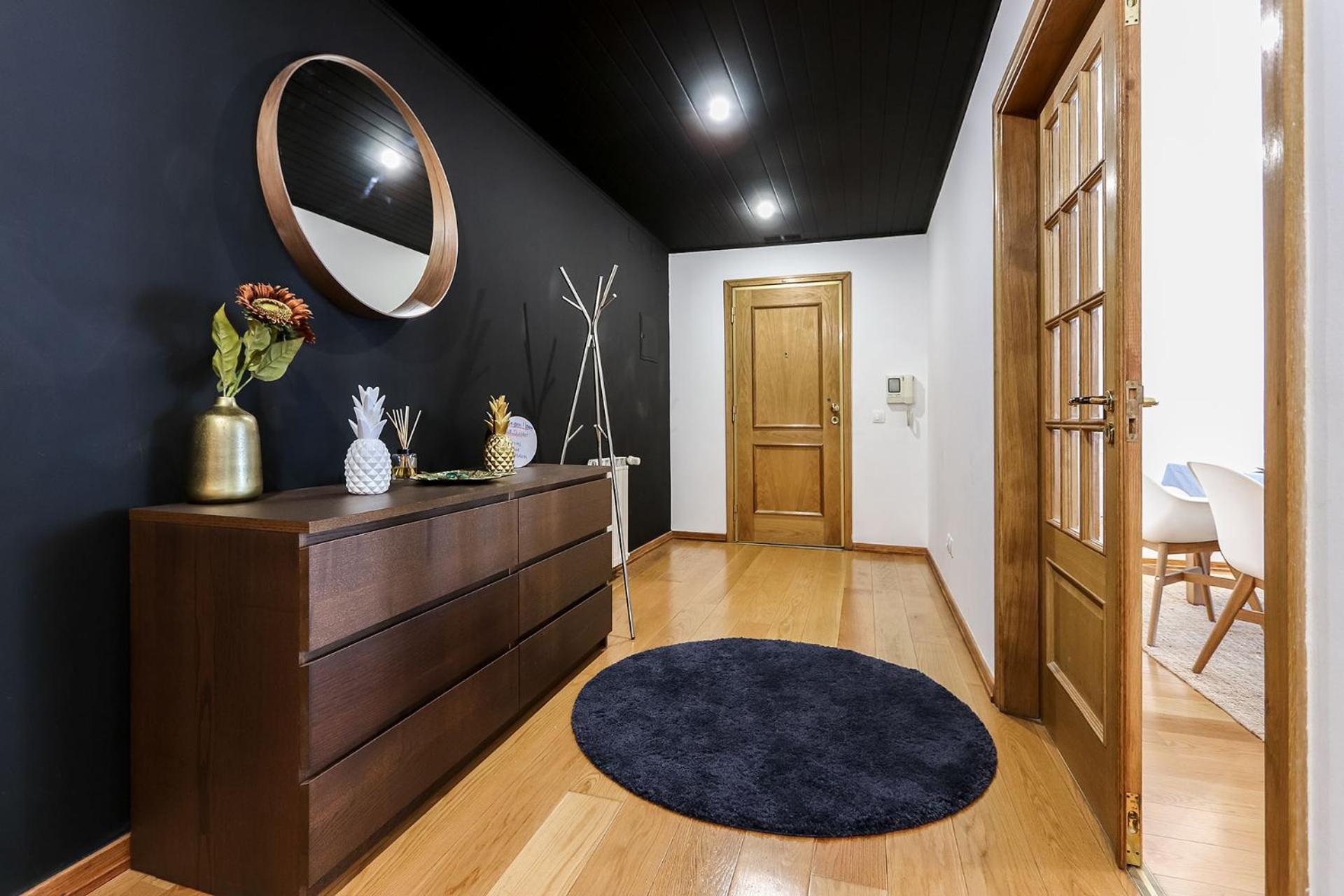Apartment with Terrace - Photo 38