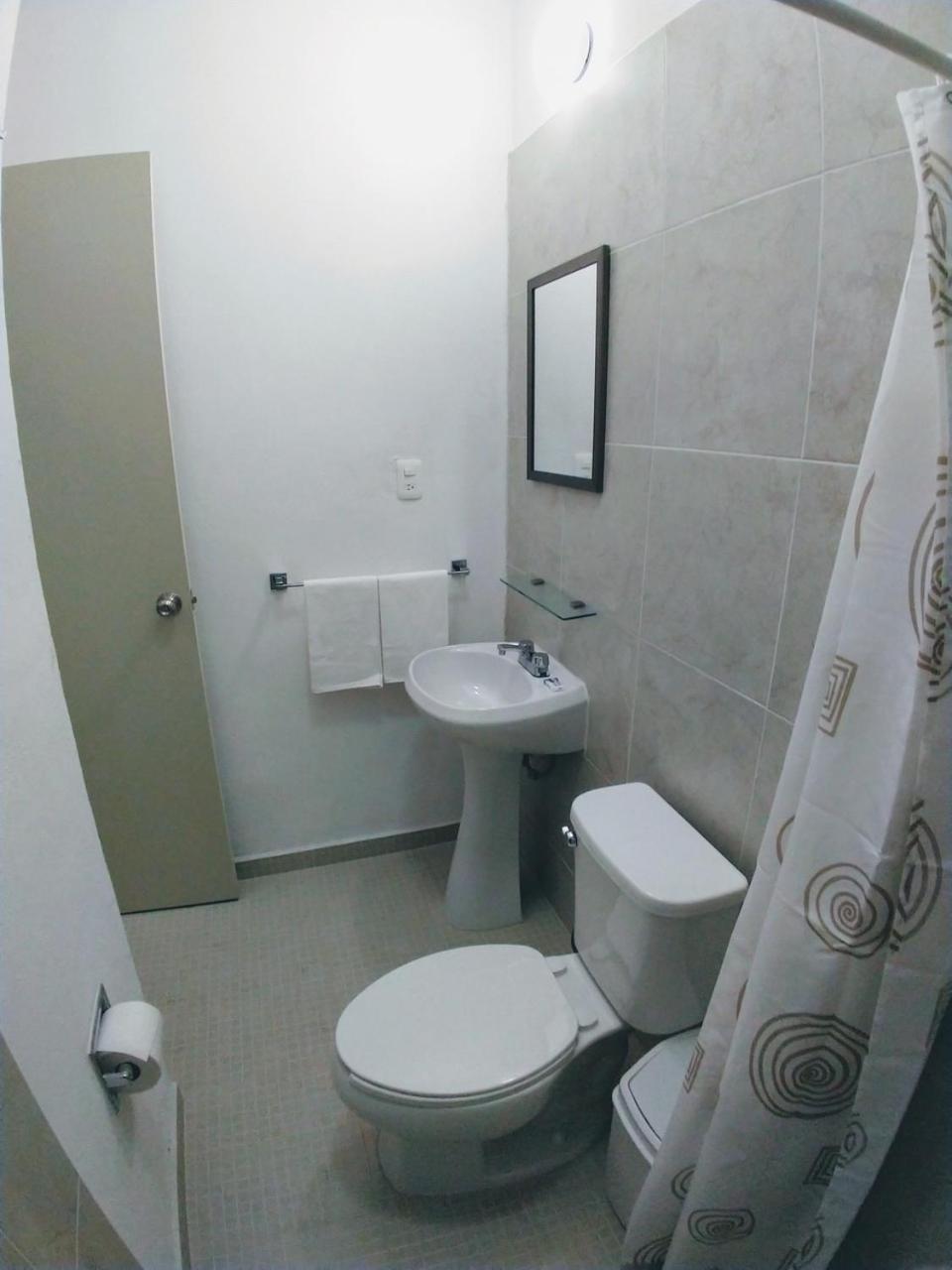 Double Room - Photo 10