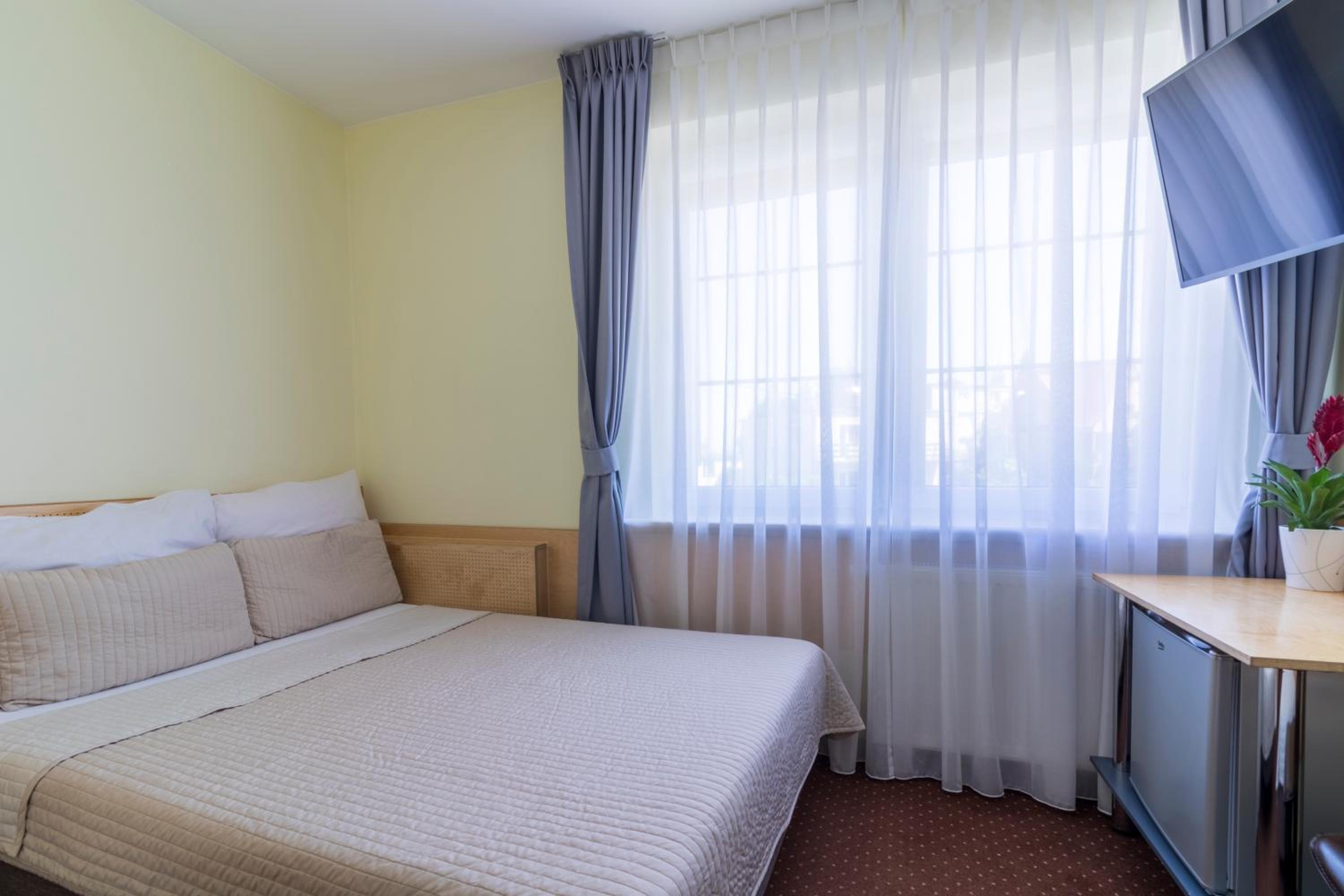 Double Room with Extra Bed 1 - Photo 1