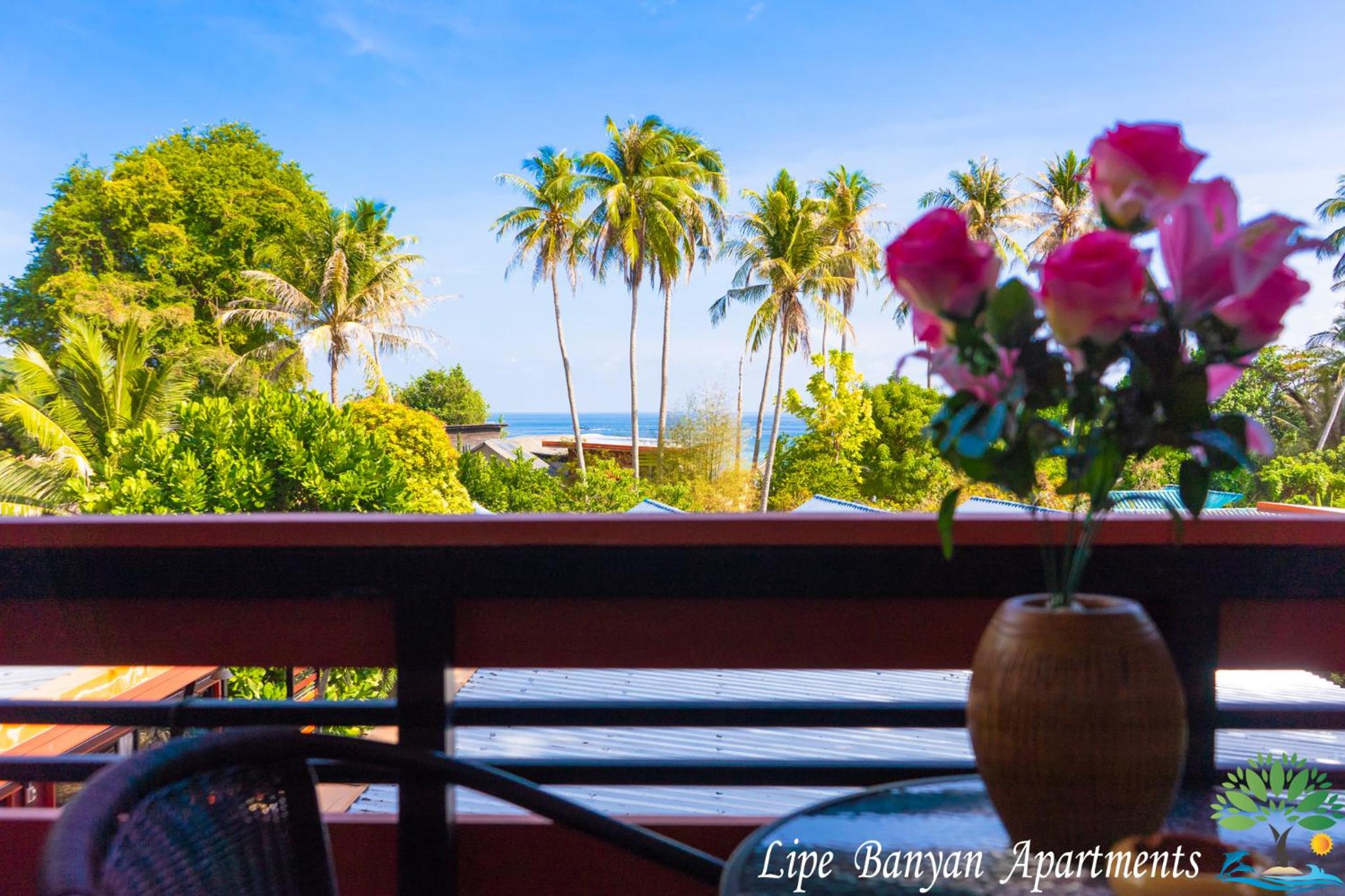 Apartment with Sea View - Photo 13