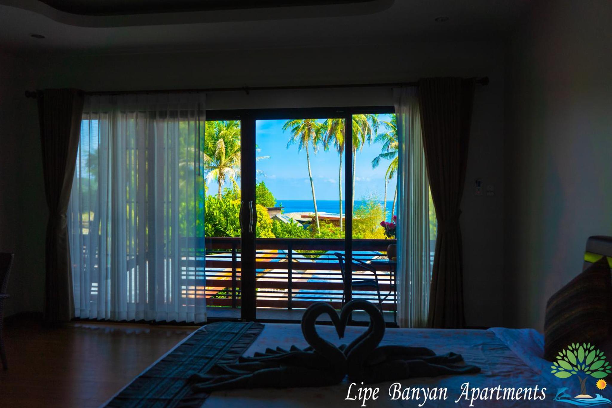 Apartment with Sea View - Photo 12