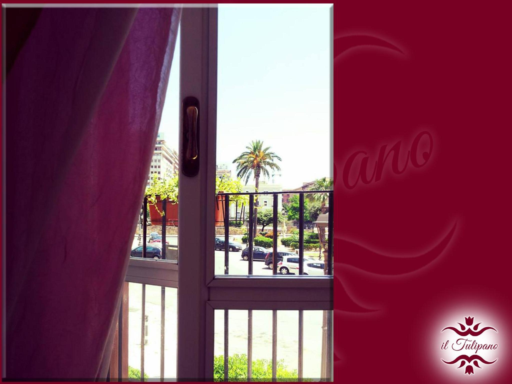 Double Room with Private Bathroom - Photo 7