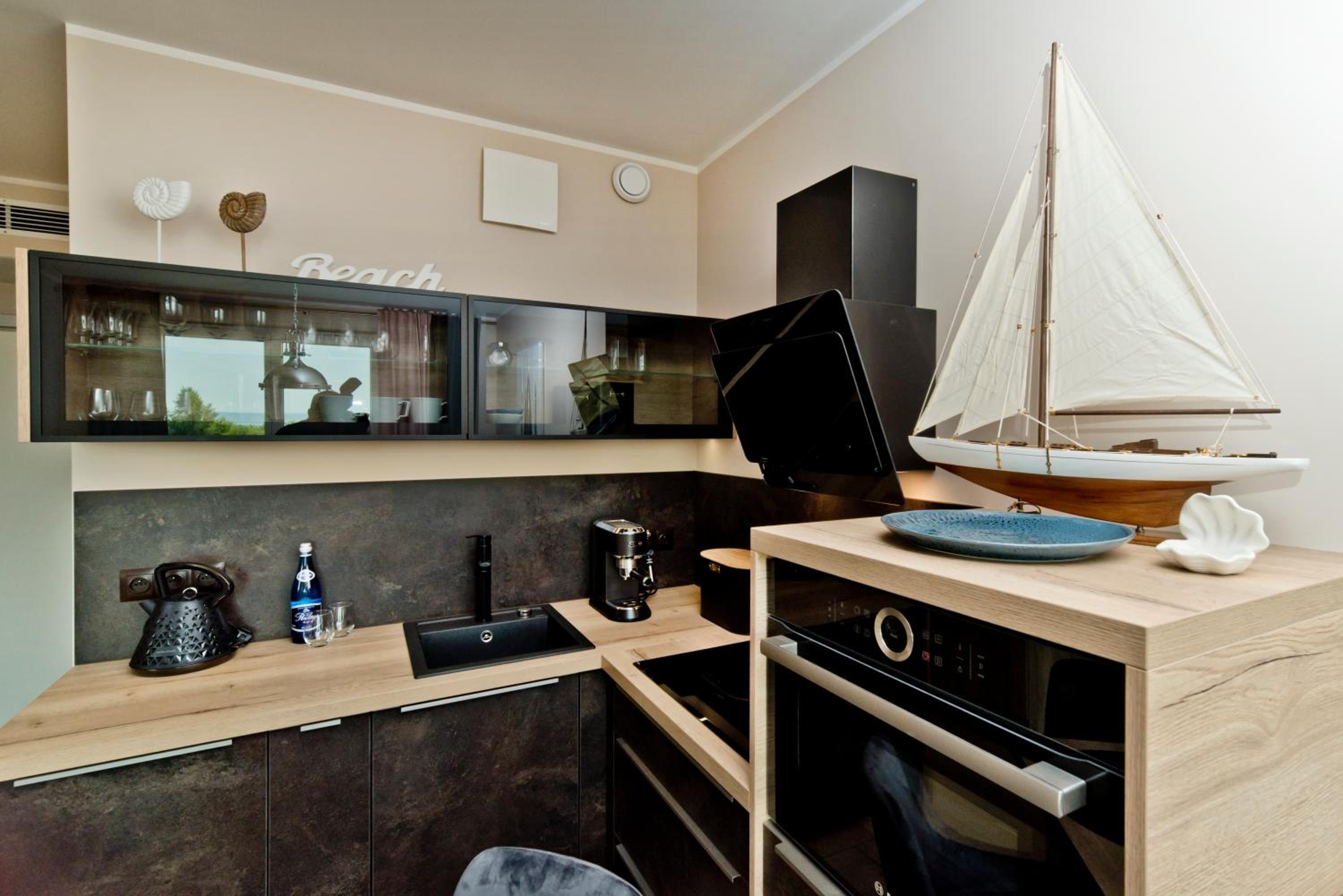 Apartment with Sea View - Abrahama 24/A12 Street photo 2