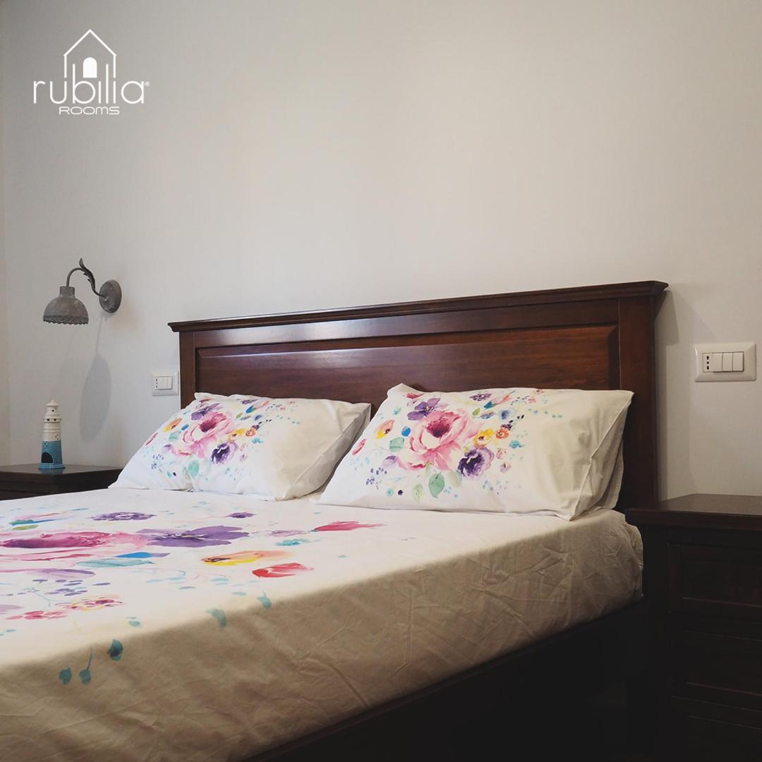 Double Room with Private Bathroom - Photo 12