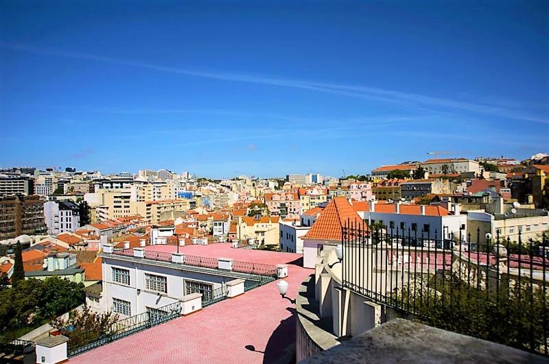 Apartment with Terrace - Photo 43